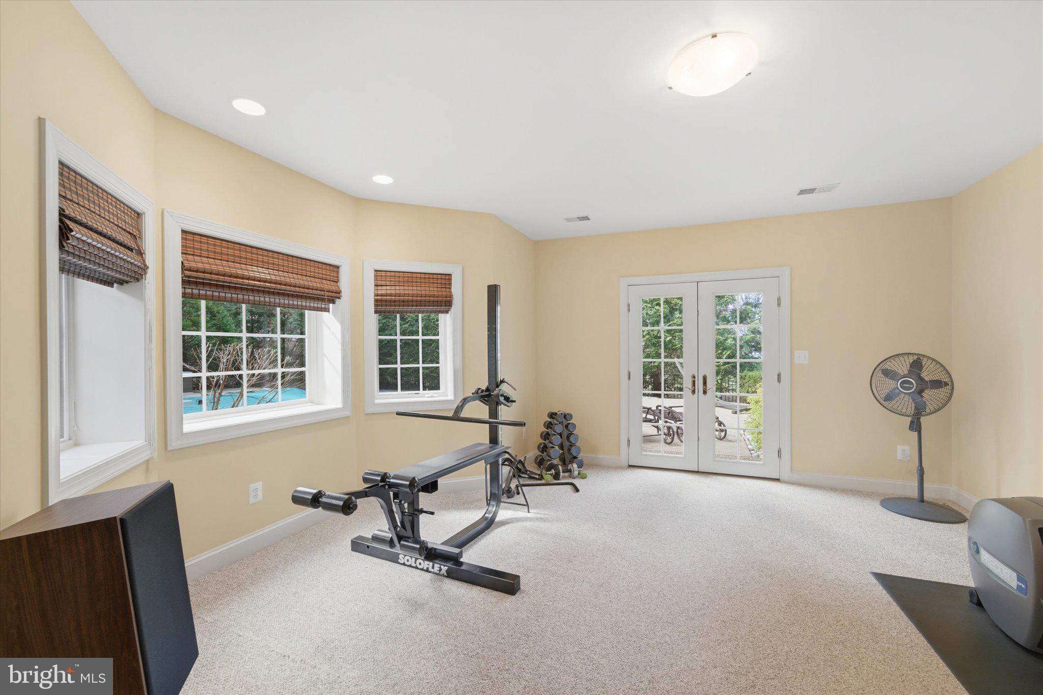 8382 PEDIGRUE COURT