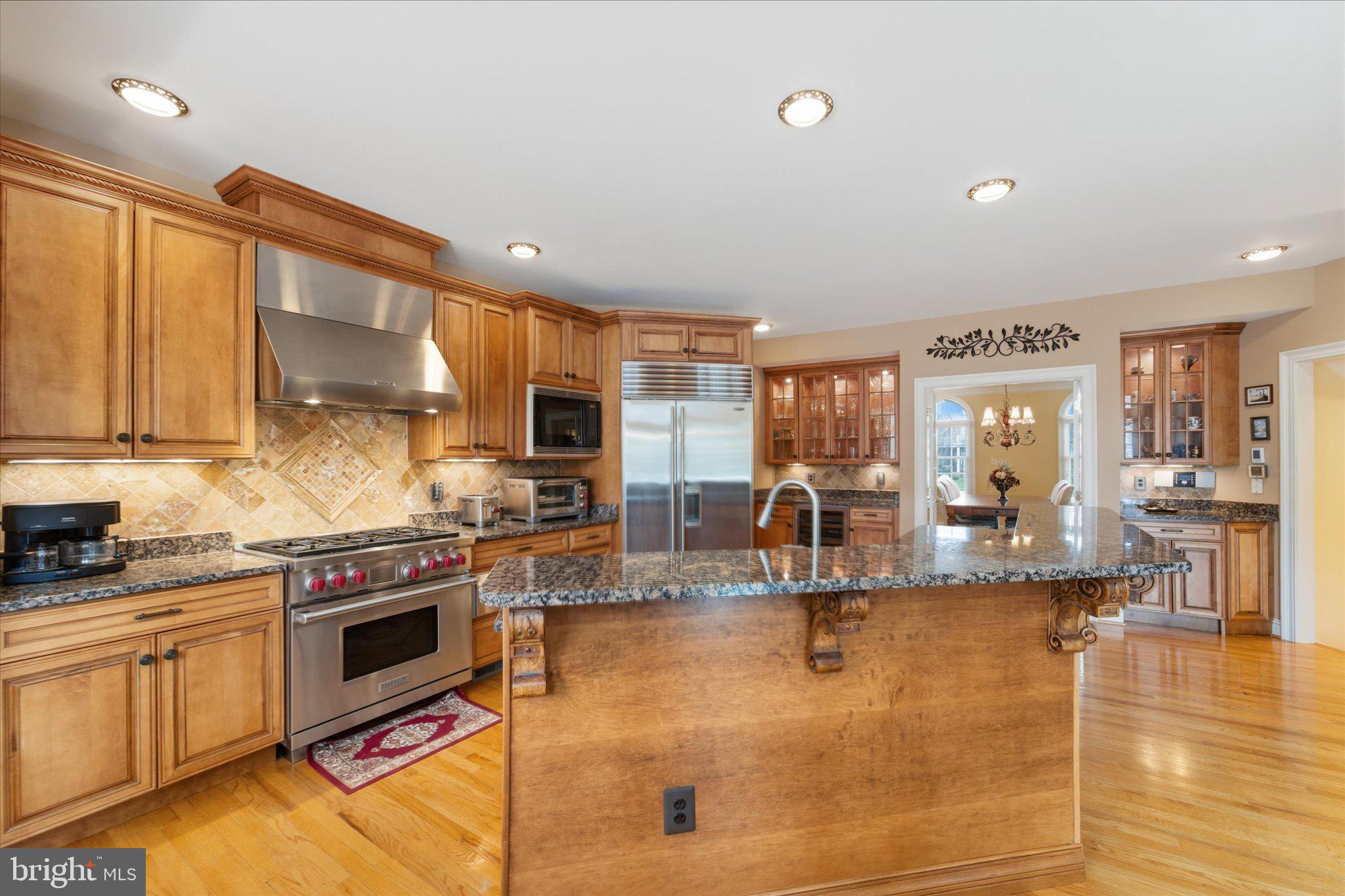 8382 PEDIGRUE COURT