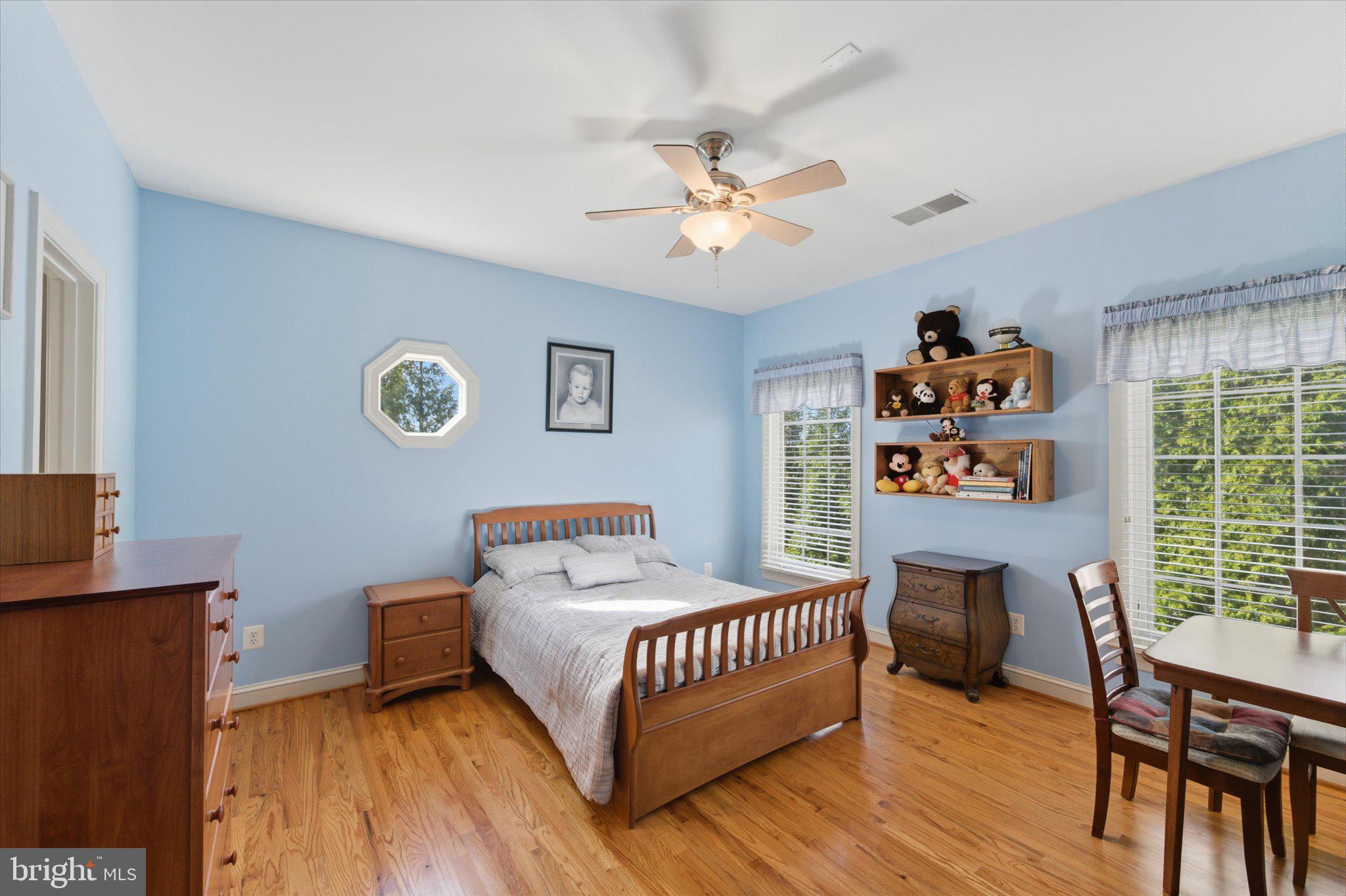 8382 PEDIGRUE COURT