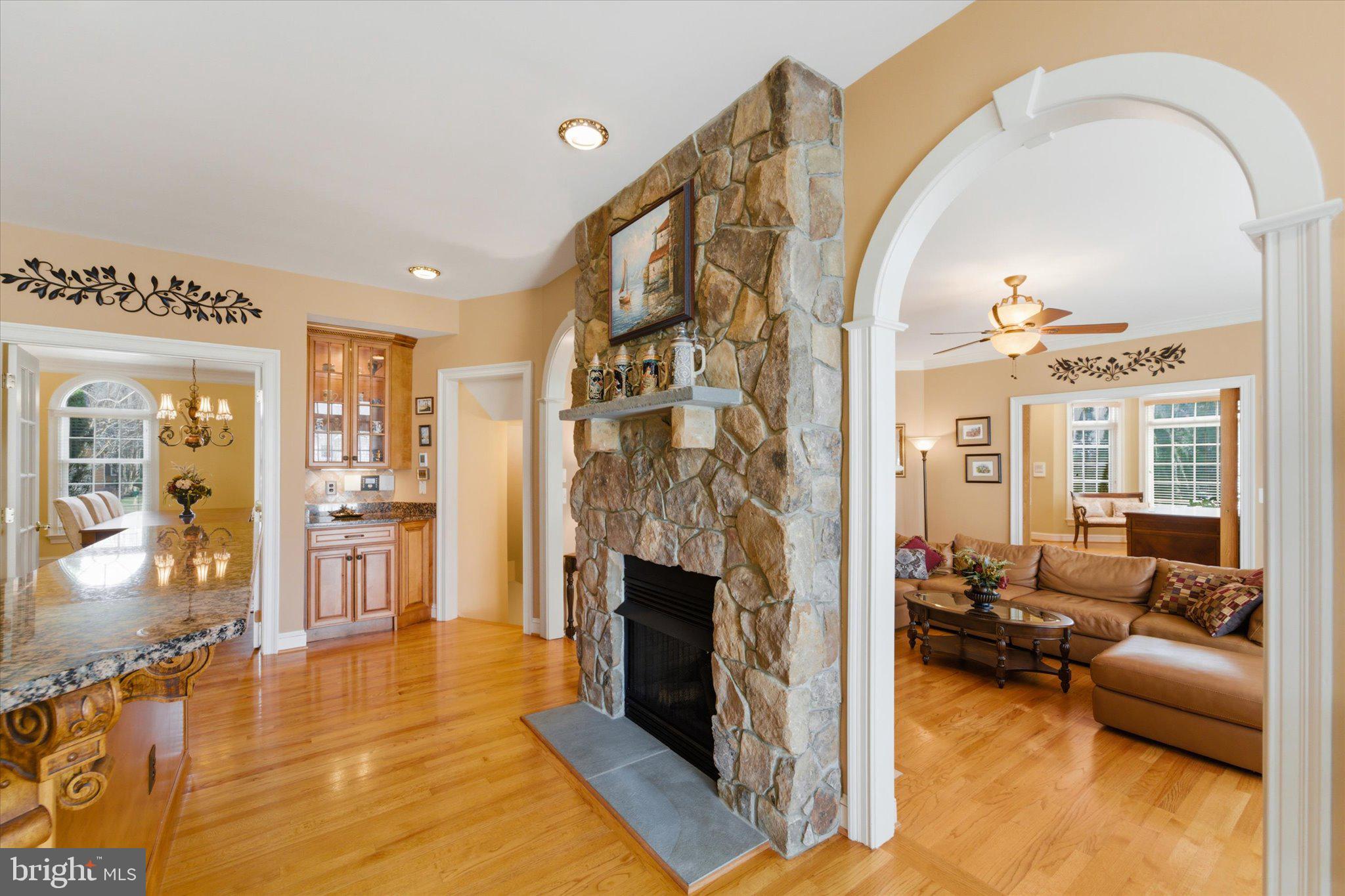 8382 PEDIGRUE COURT