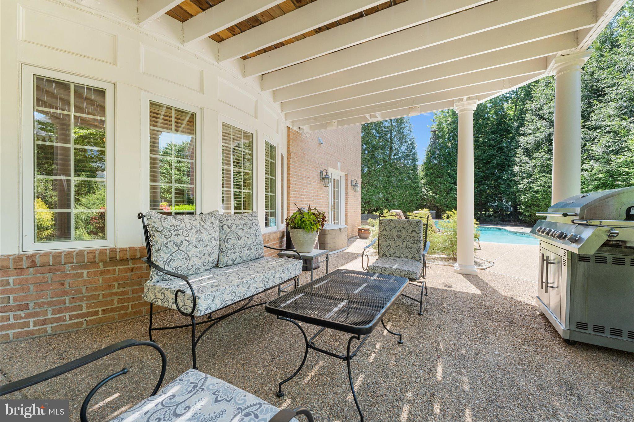 8382 PEDIGRUE COURT
