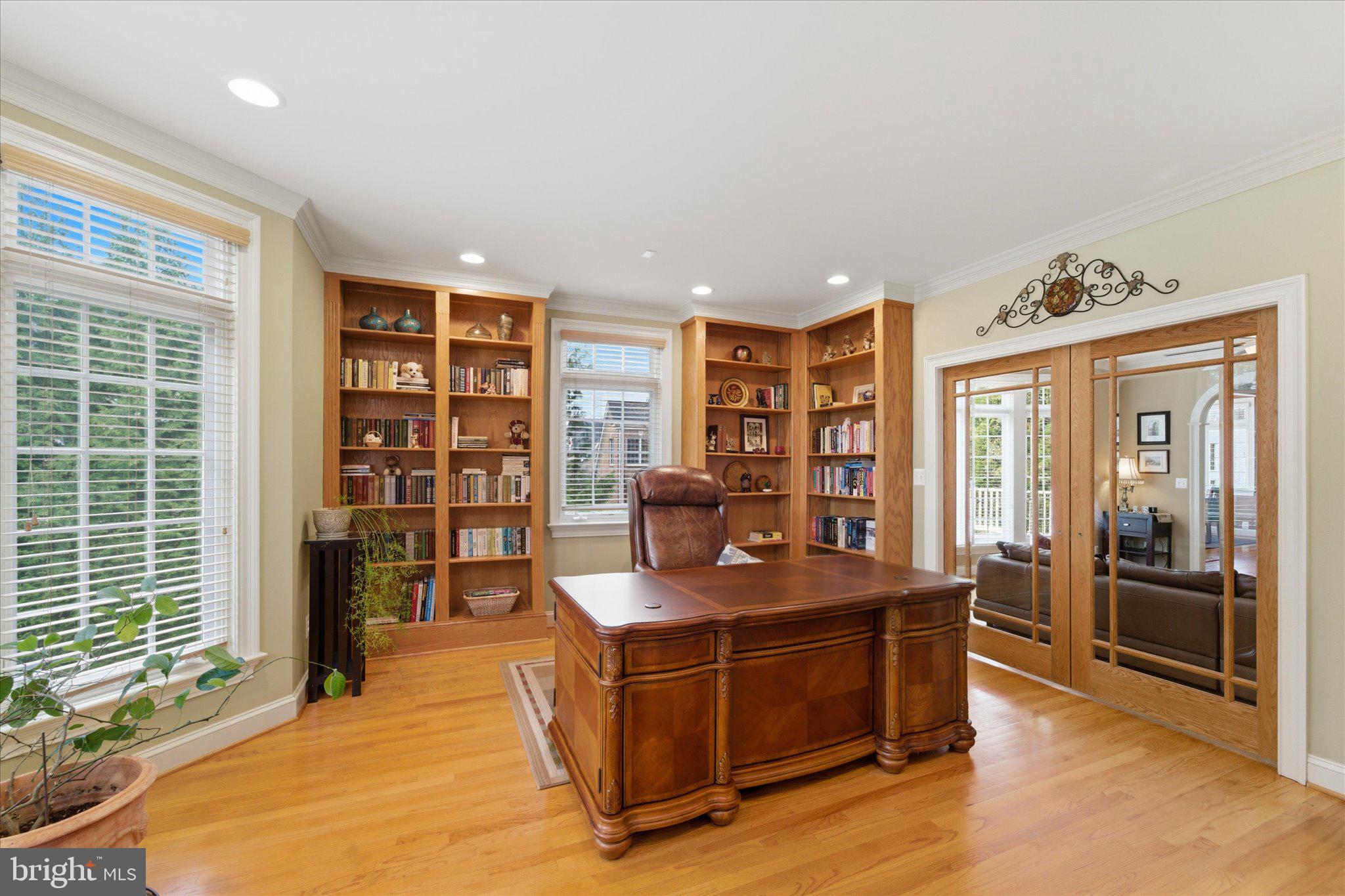 8382 PEDIGRUE COURT