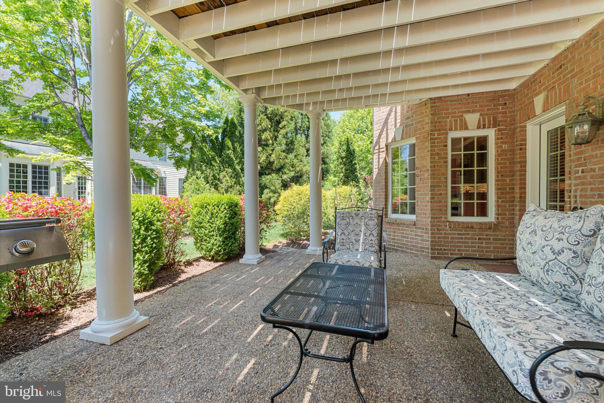 8382 PEDIGRUE COURT