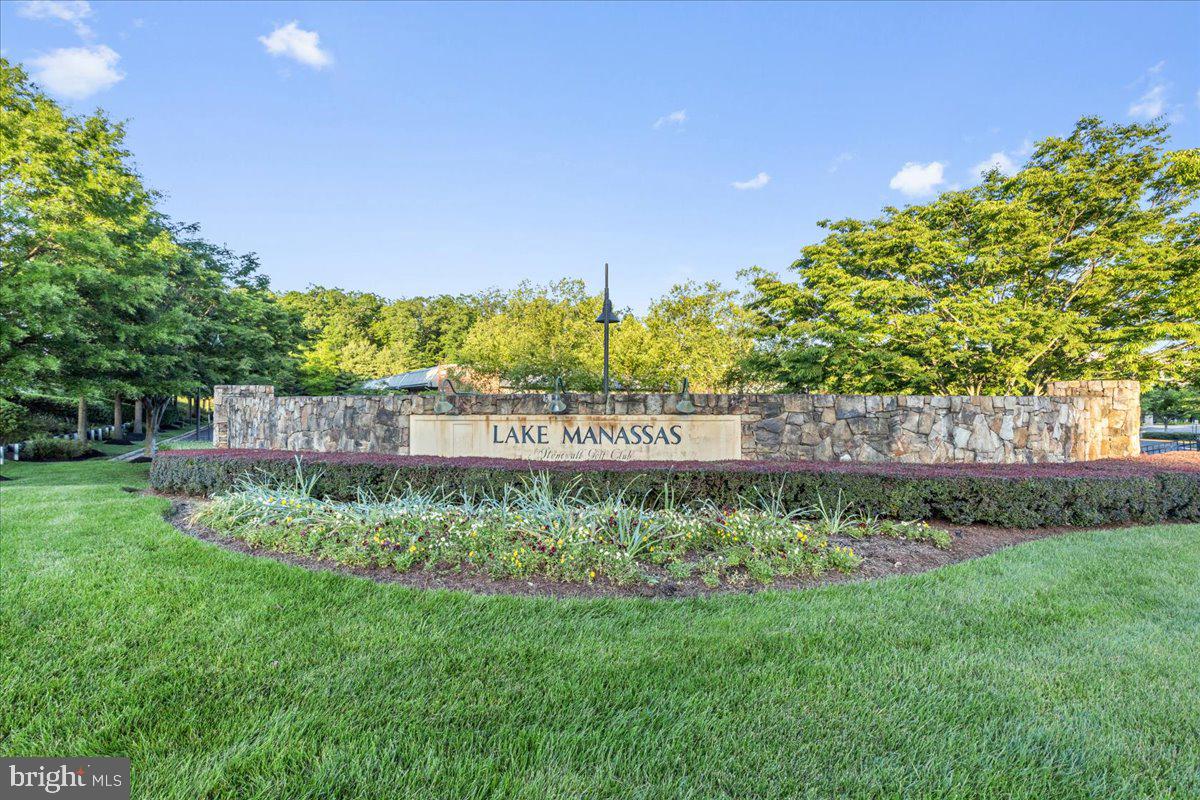 8382 PEDIGRUE COURT
