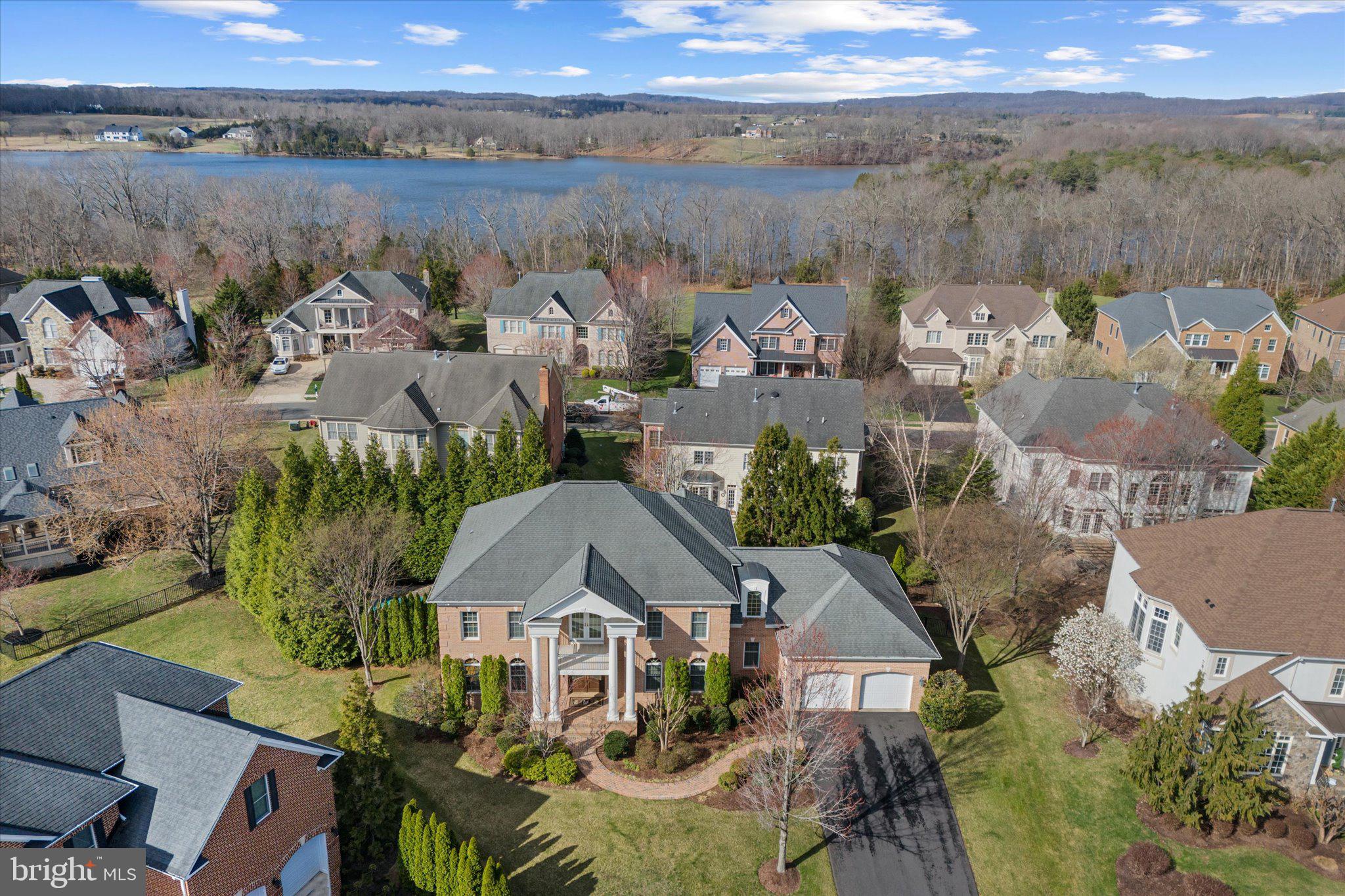 8382 PEDIGRUE COURT