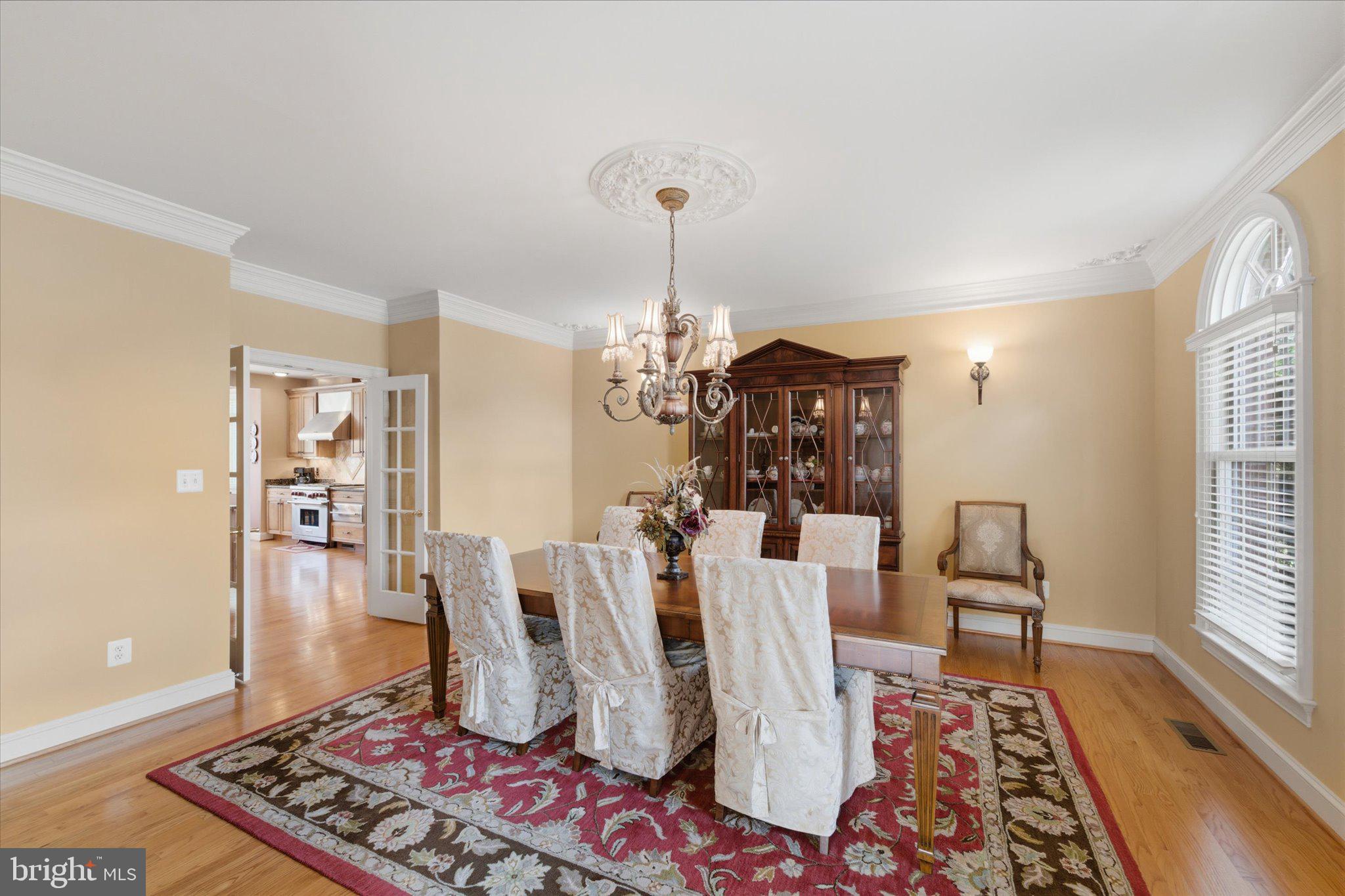 8382 PEDIGRUE COURT