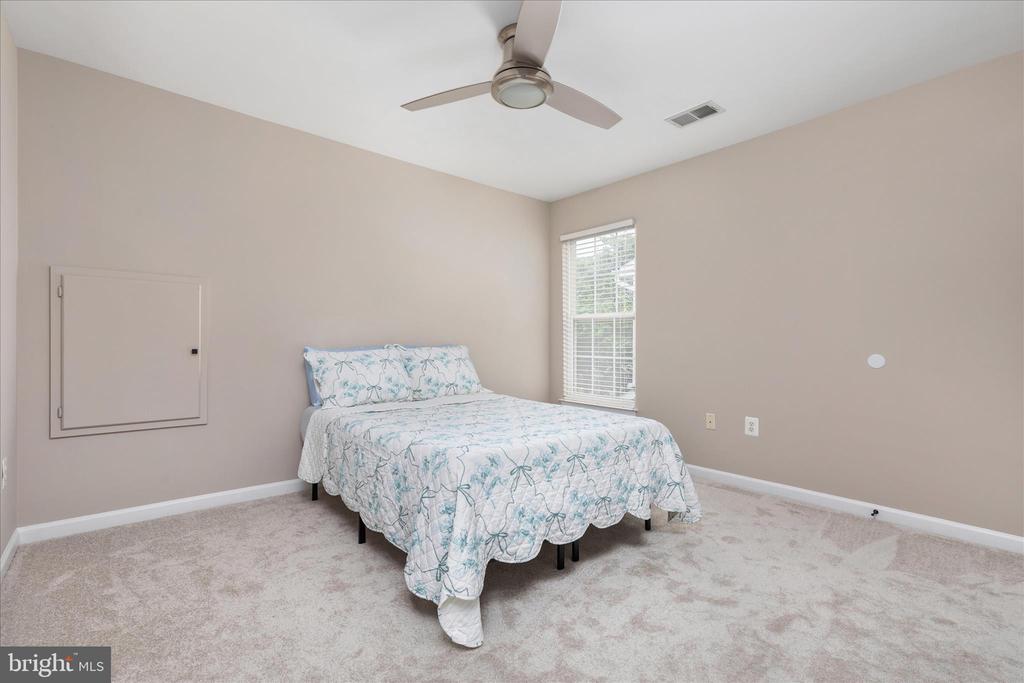 13112 BIGLEAF MAPLE COURT