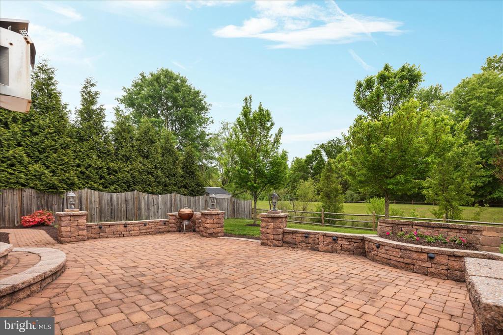 13112 BIGLEAF MAPLE COURT