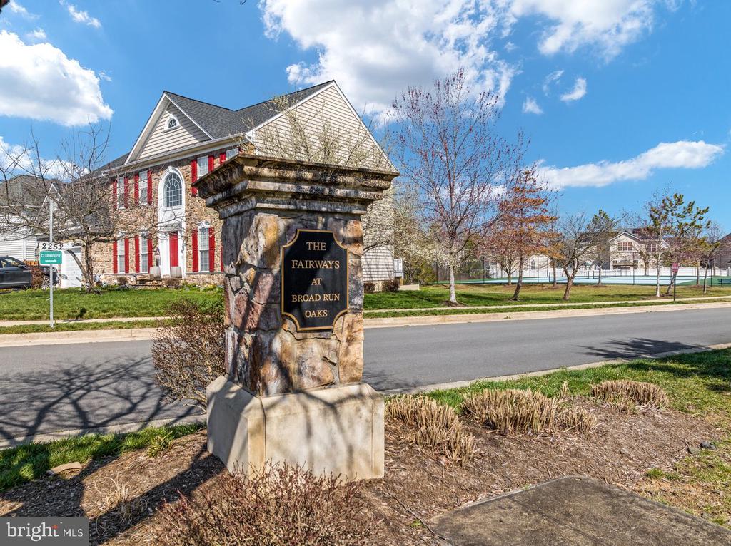 13112 BIGLEAF MAPLE COURT