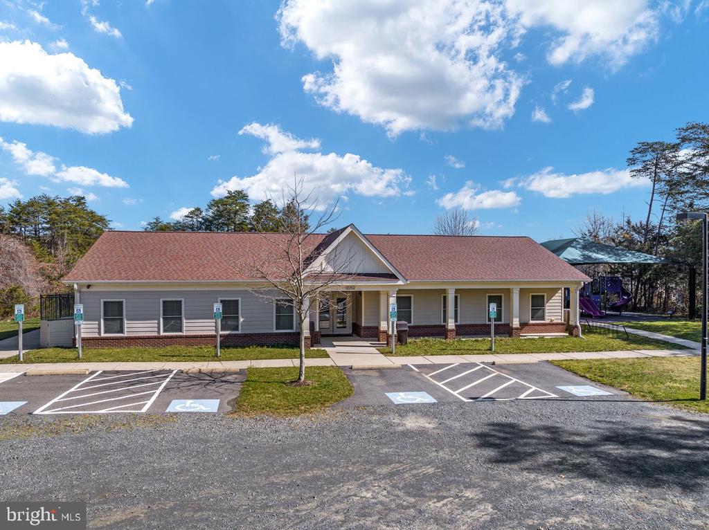 13112 BIGLEAF MAPLE COURT