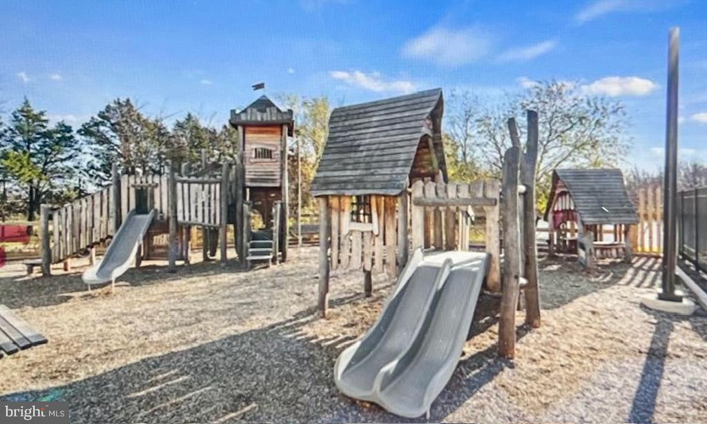 14534 ALSACE LANE