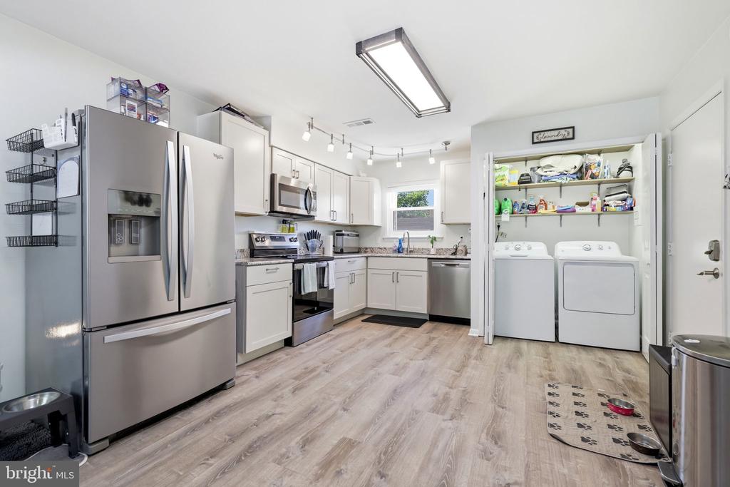 5307 SAPHIRE COURT
