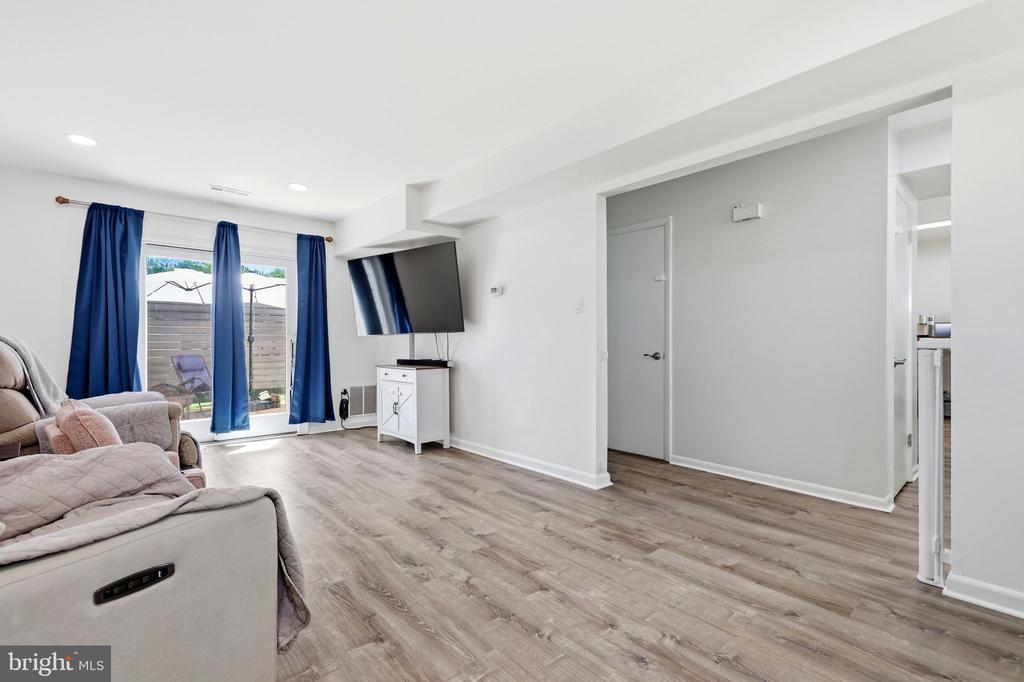 5307 SAPHIRE COURT