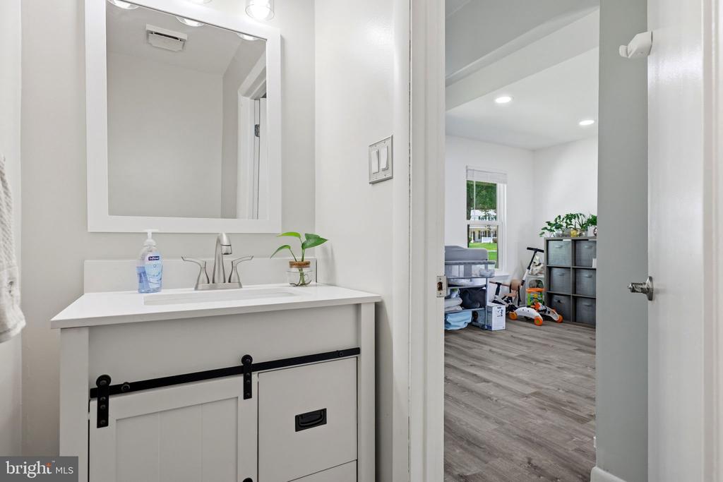 5307 SAPHIRE COURT