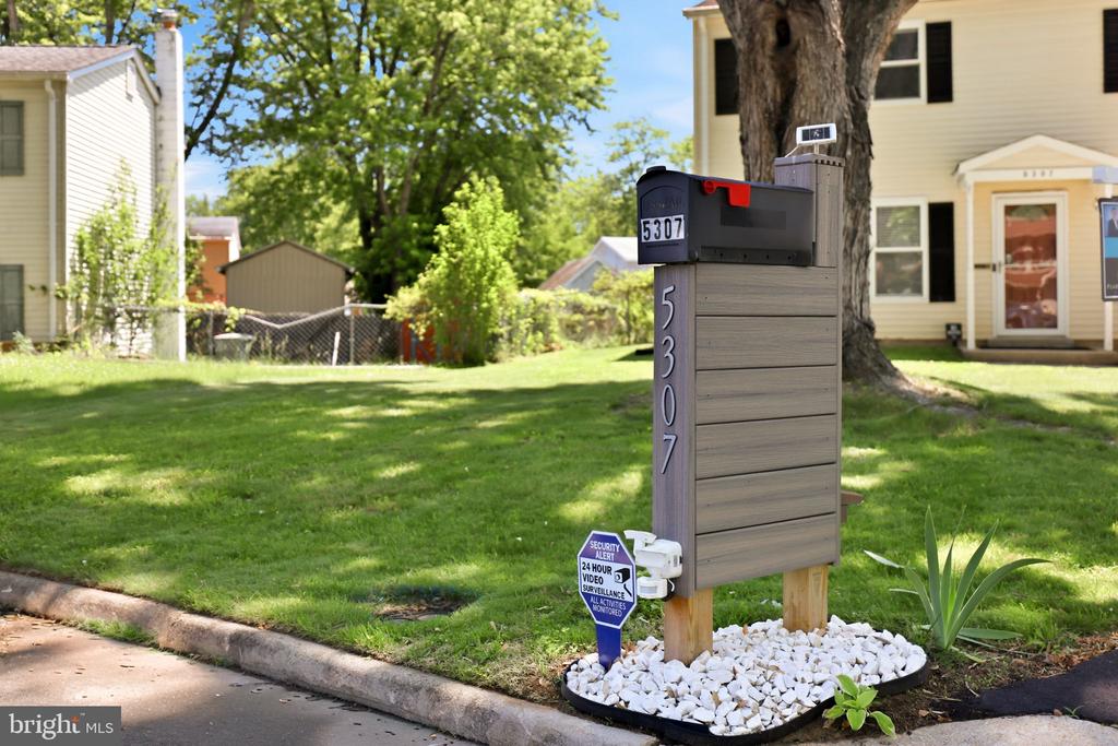5307 SAPHIRE COURT