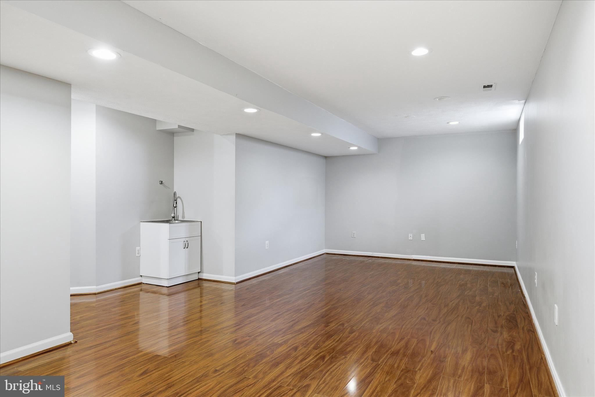 13832 REGAL COURT