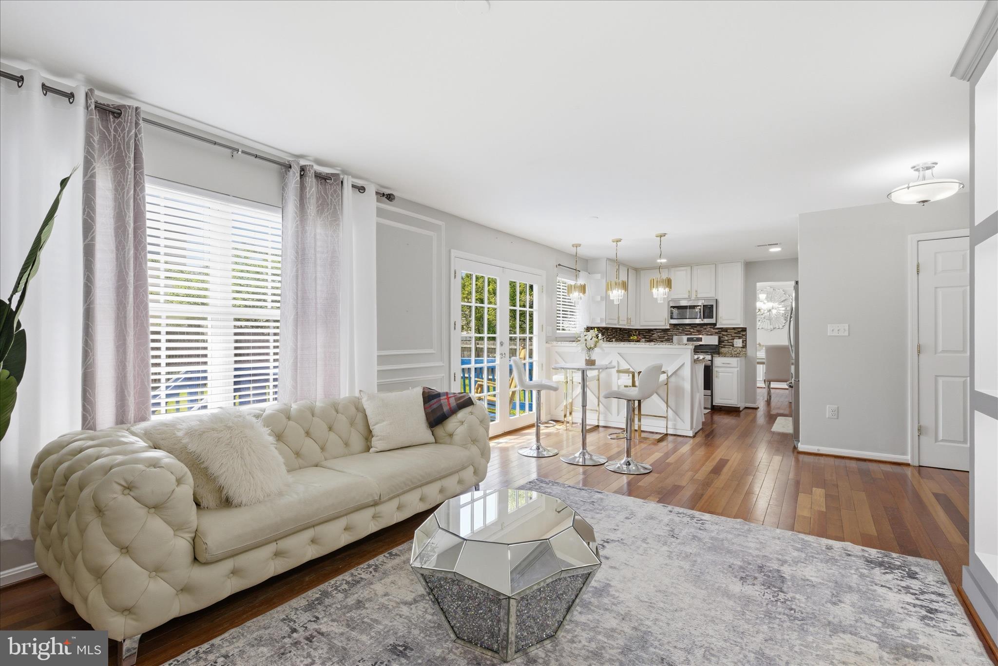 13832 REGAL COURT