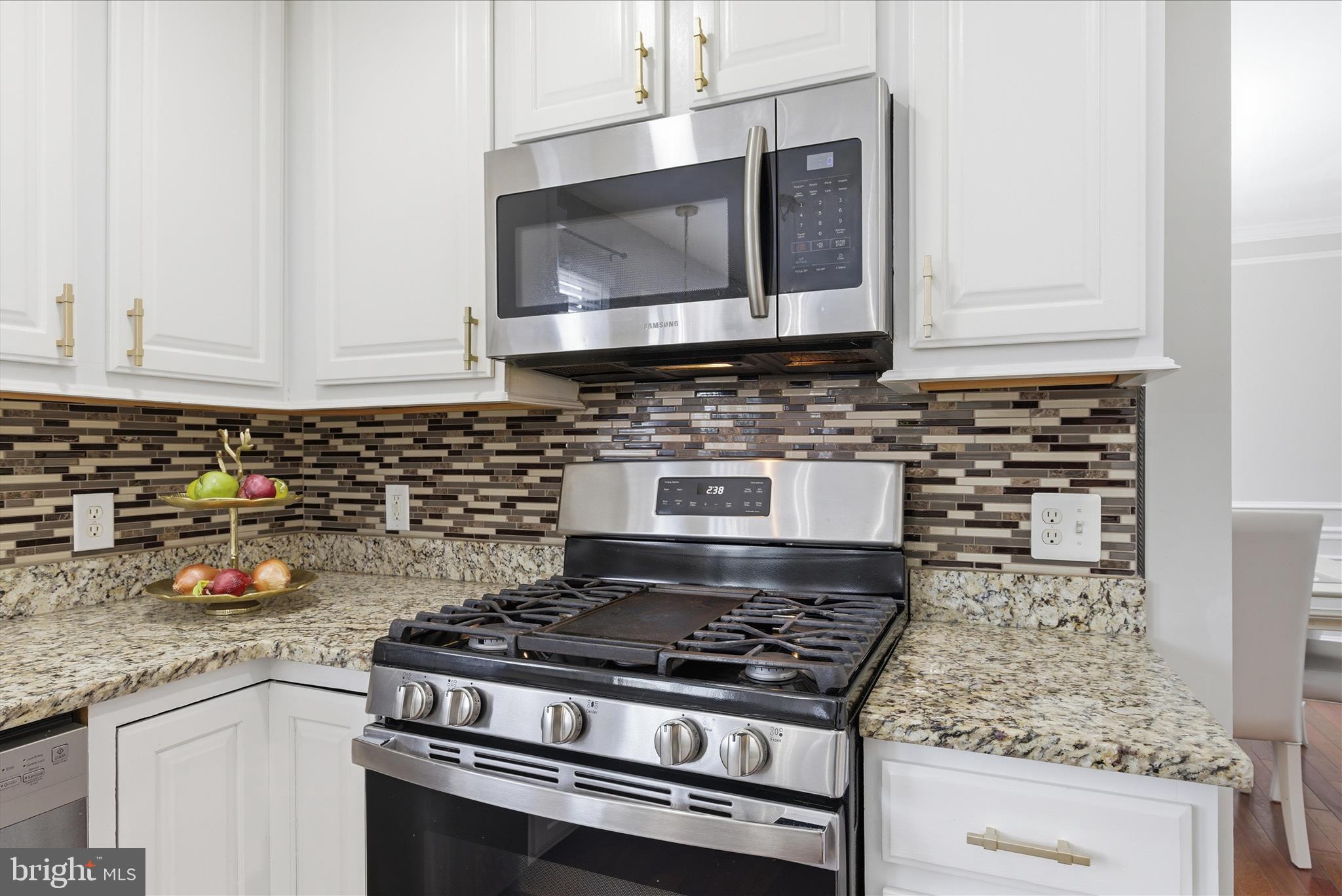 13832 REGAL COURT