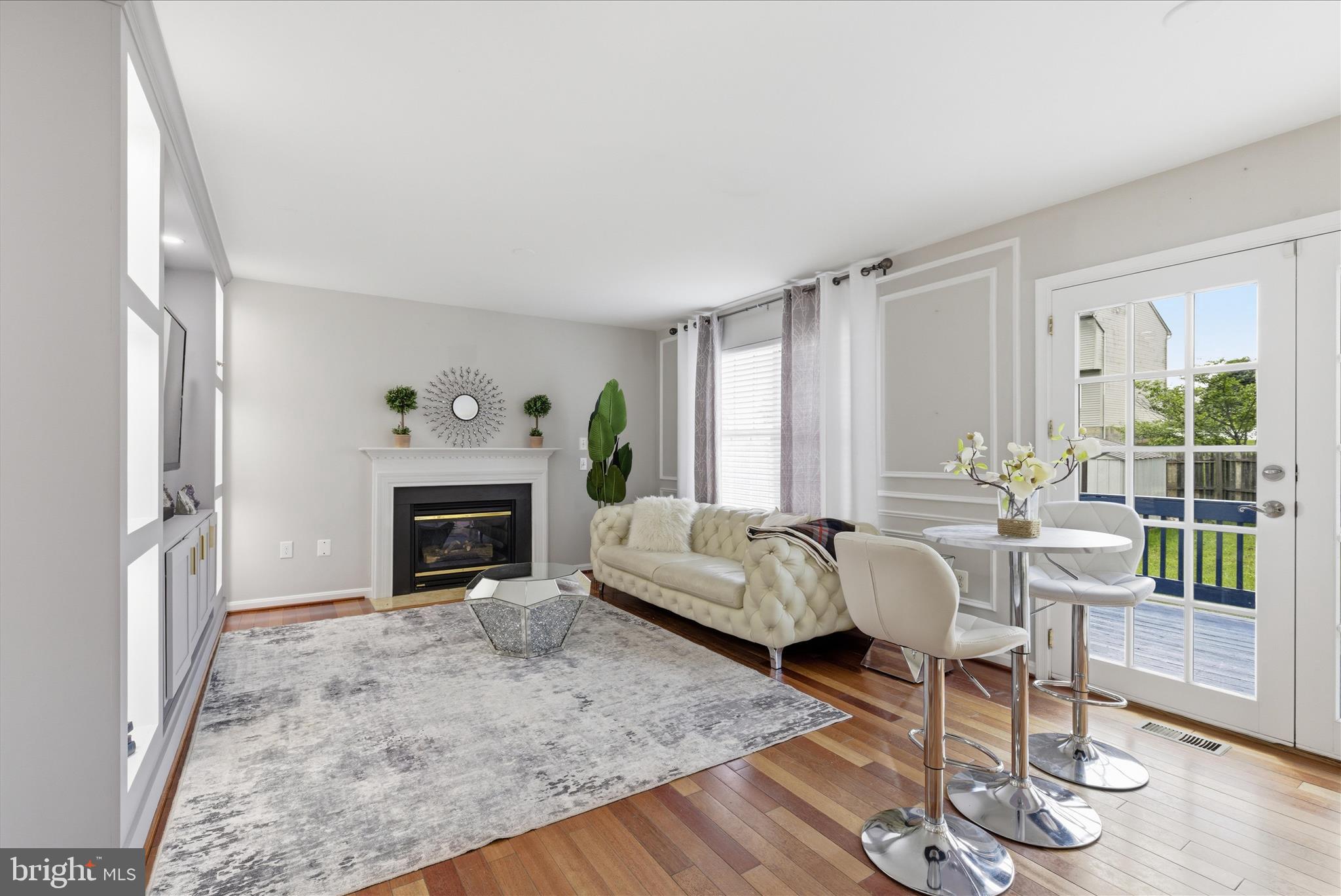 13832 REGAL COURT