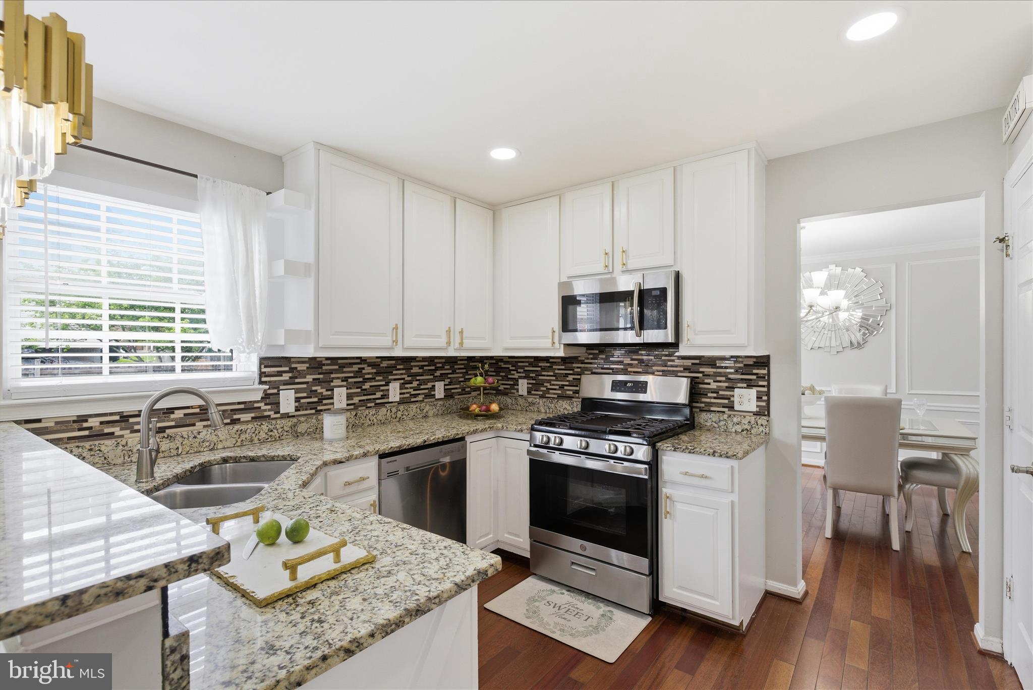 13832 REGAL COURT