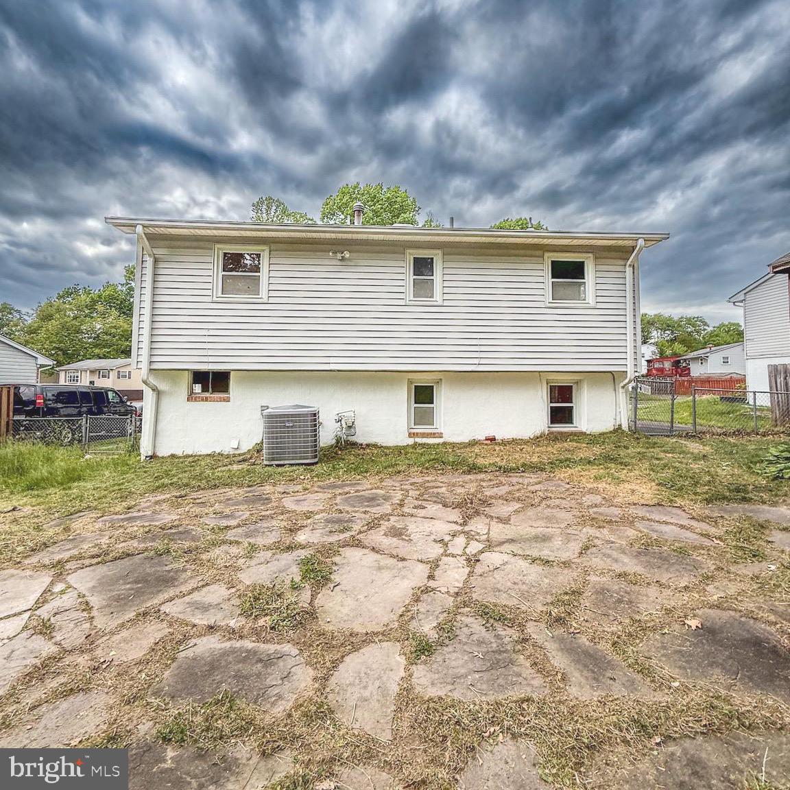 4413 KENWOOD DRIVE