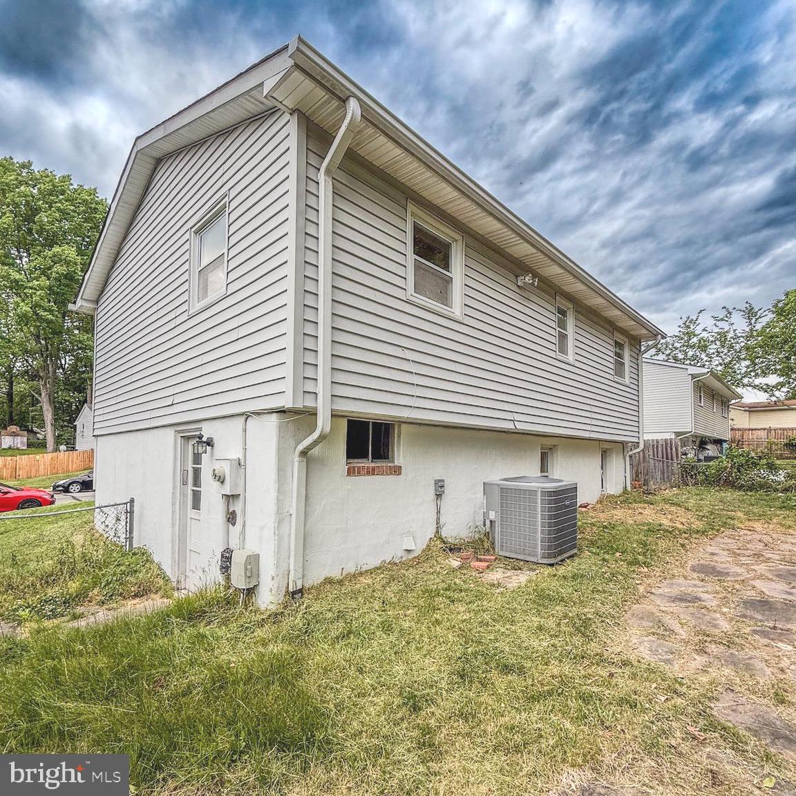 4413 KENWOOD DRIVE