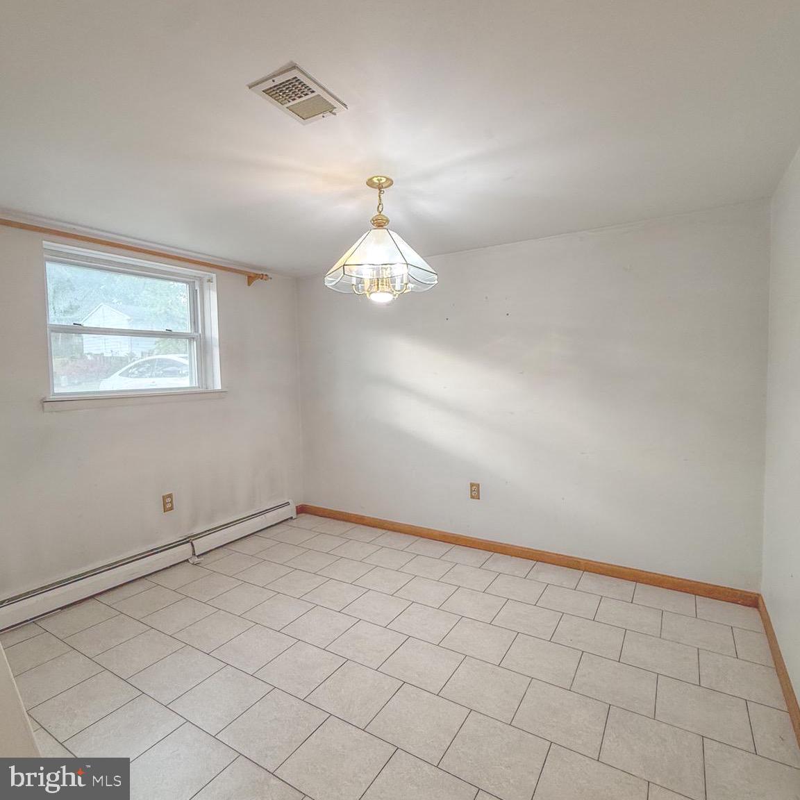 4413 KENWOOD DRIVE