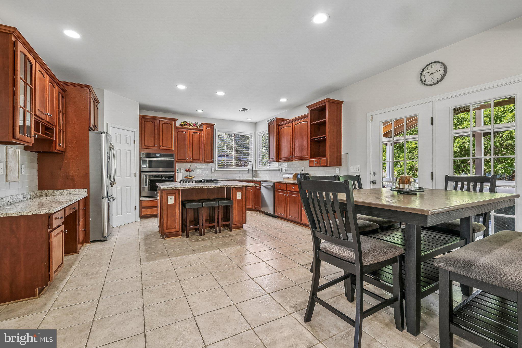 5732 CARIBBEAN COURT