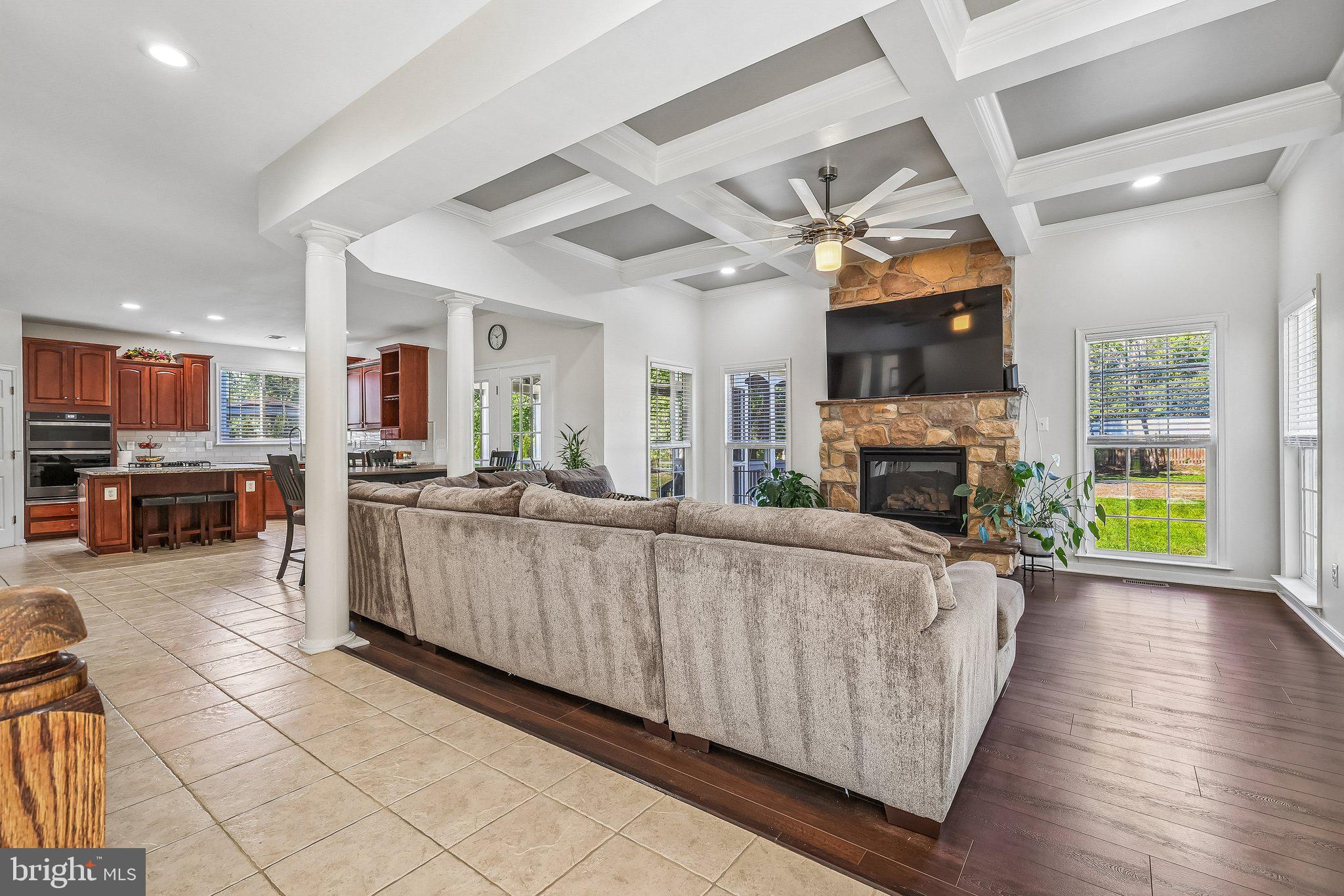 5732 CARIBBEAN COURT