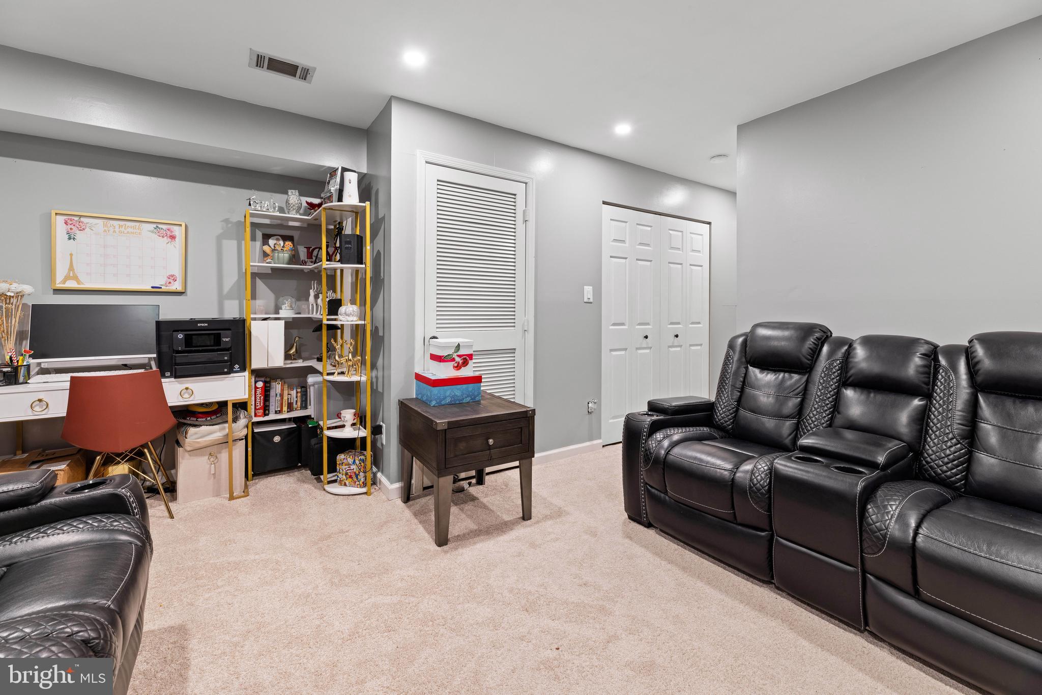 4248 ASHMERE CIRCLE