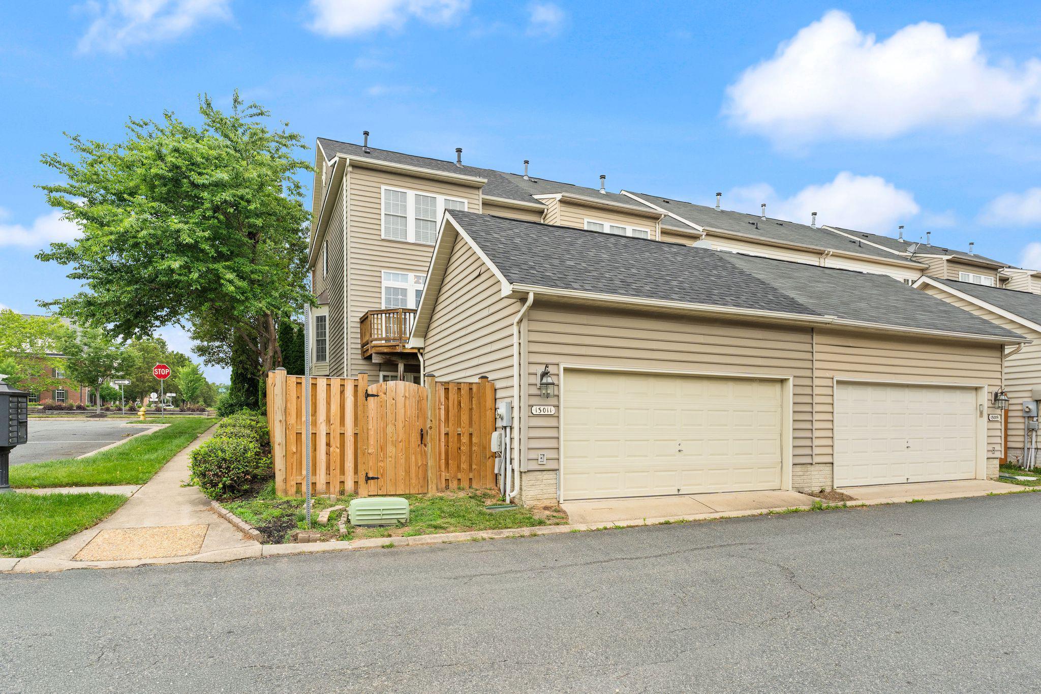 13011 JADESTONE WAY