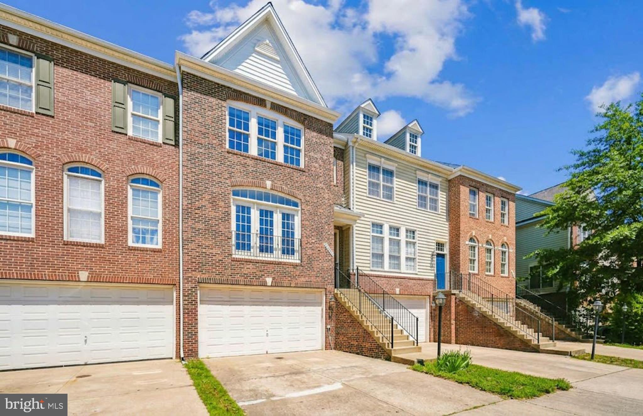 6898 WITTON CIRCLE