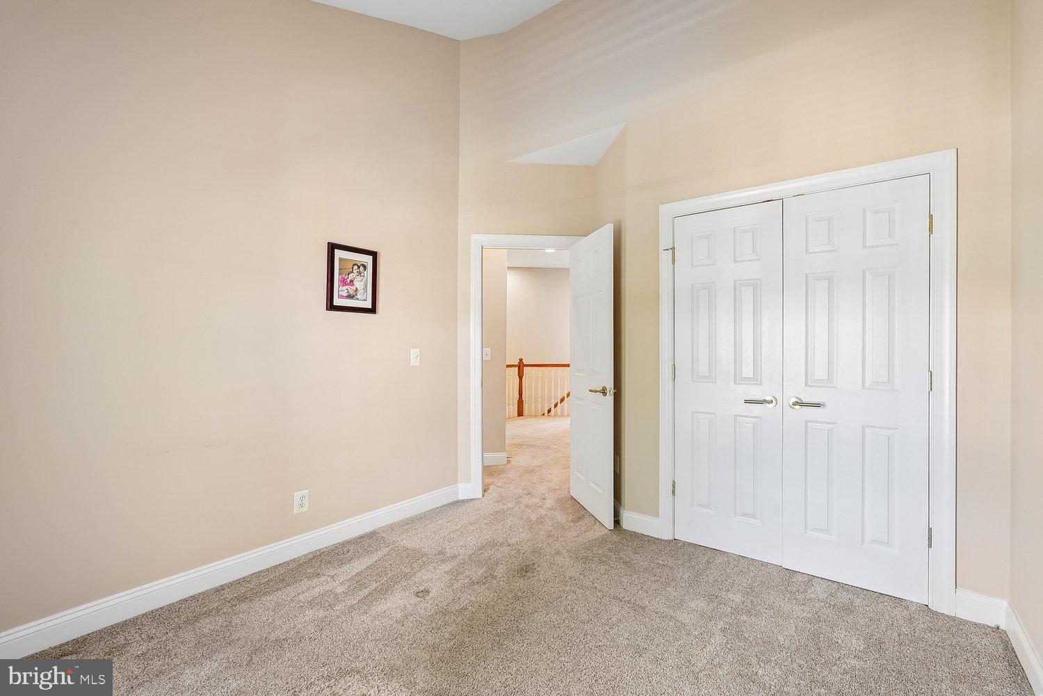 6898 WITTON CIRCLE