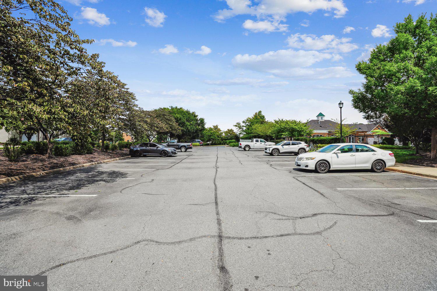 6898 WITTON CIRCLE