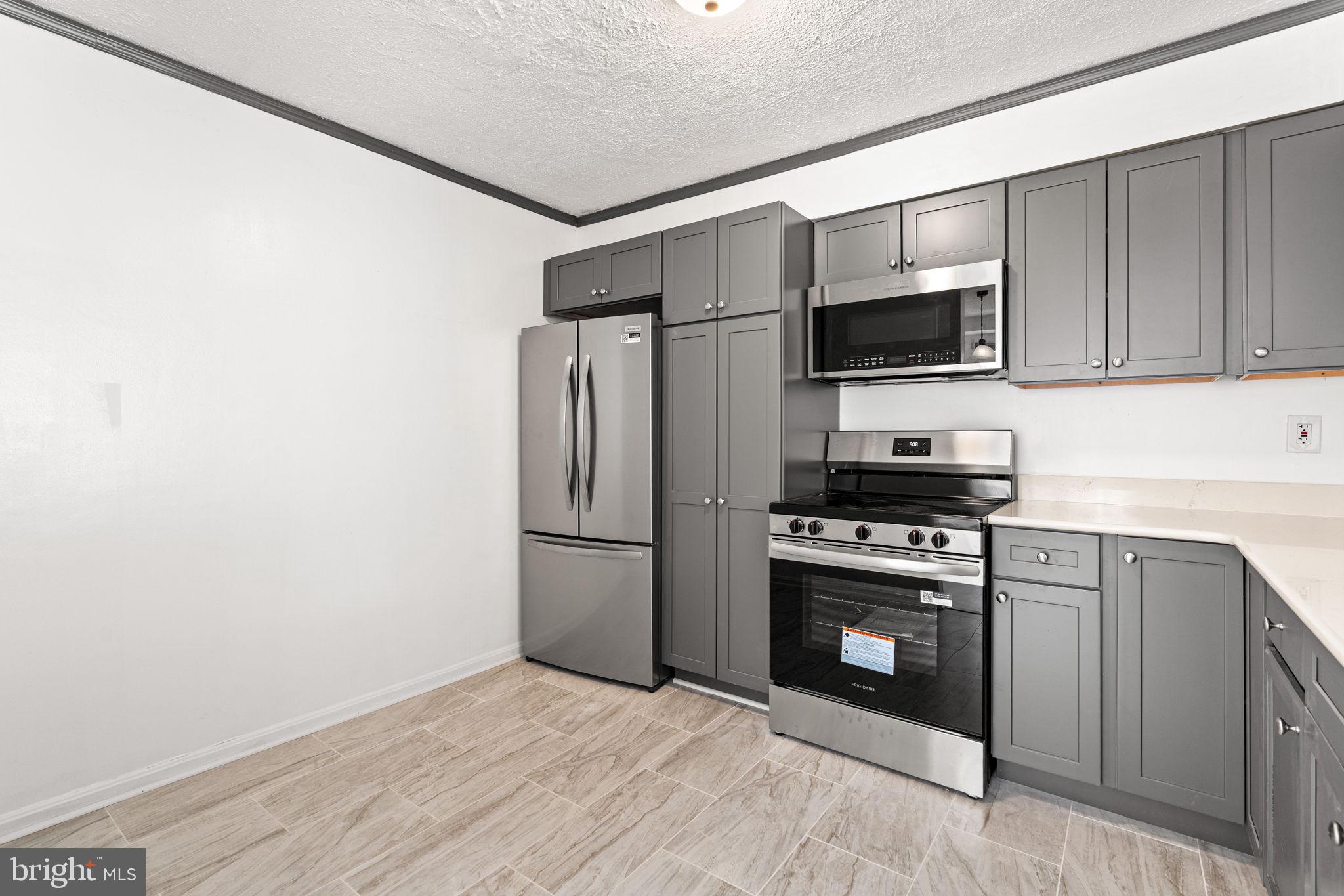 7559 BELLE GRAE DRIVE