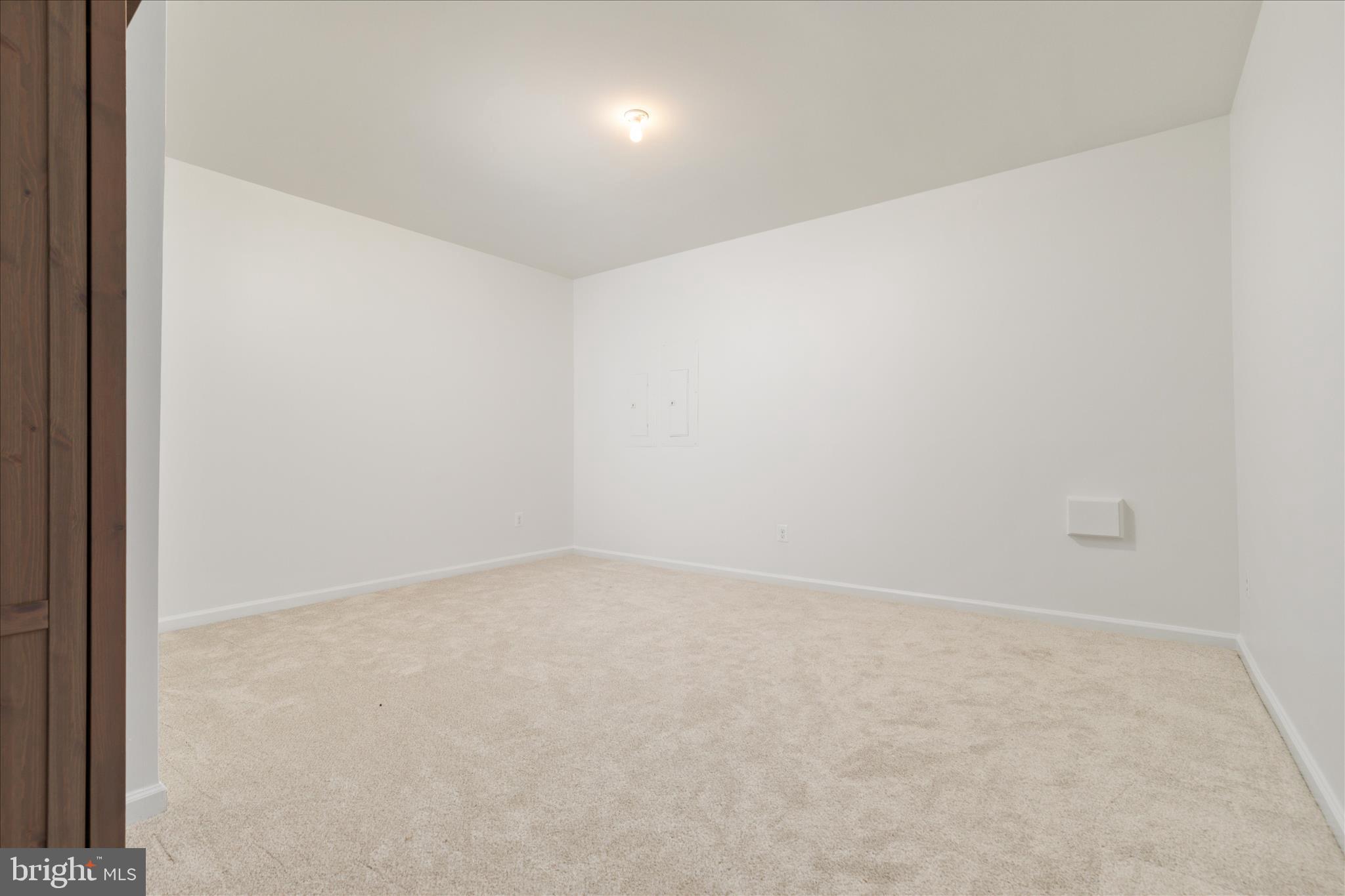 8217 BEARHURST DRIVE
