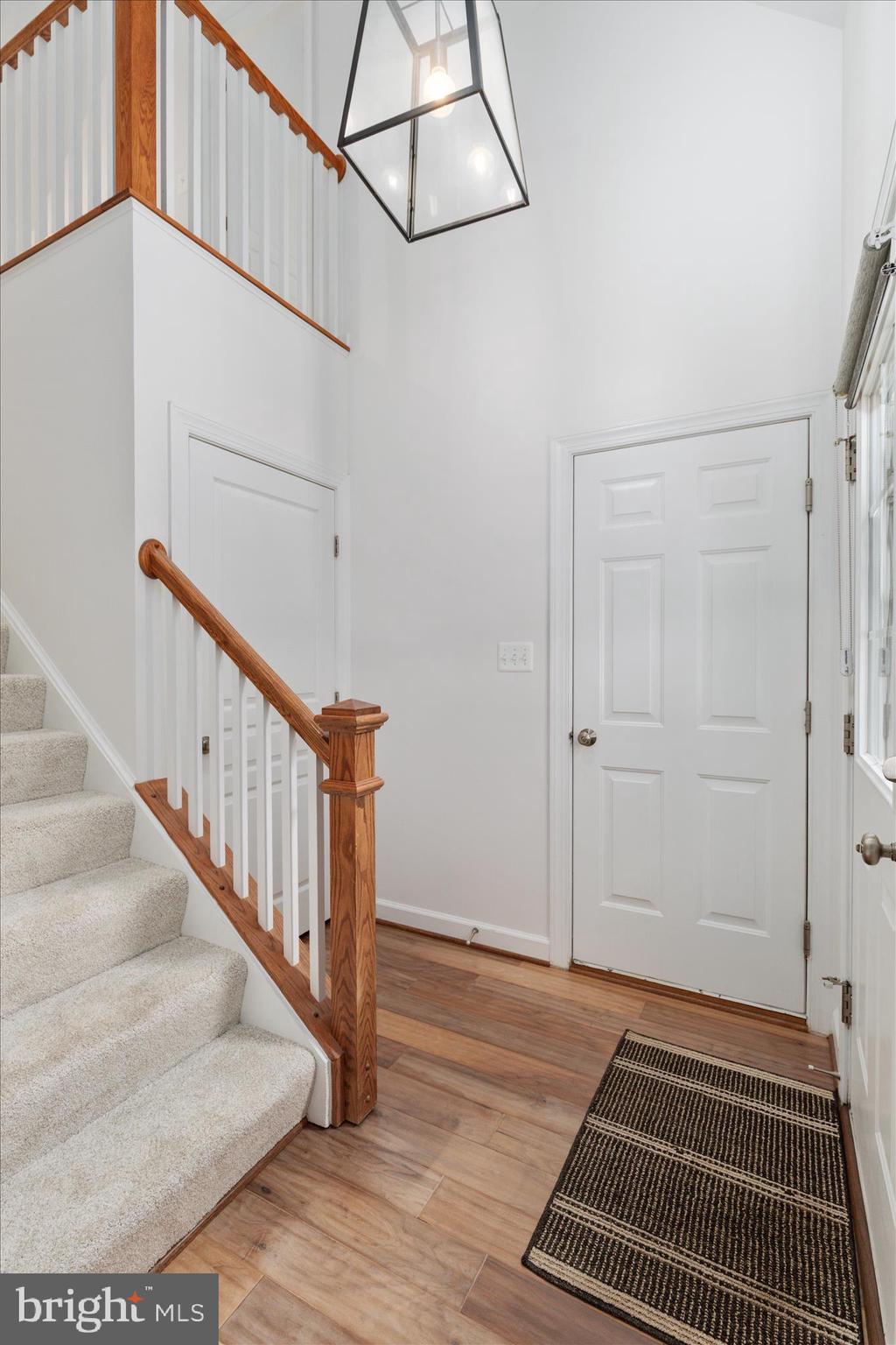 8217 BEARHURST DRIVE