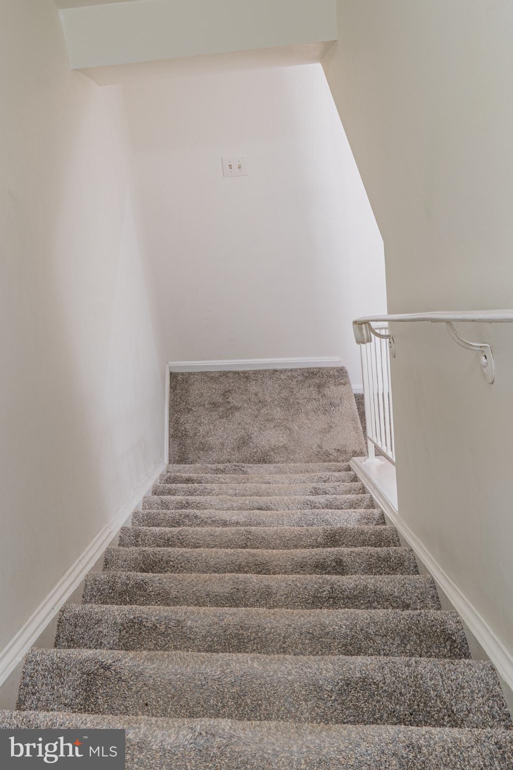 2913 SEMINOLE ROAD