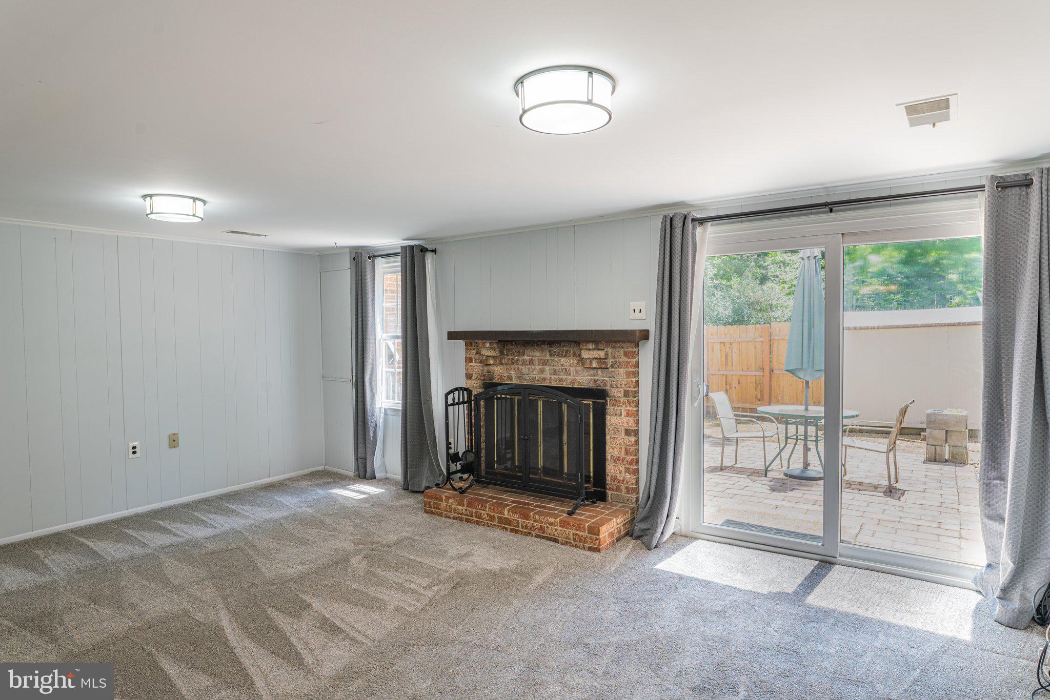 2913 SEMINOLE ROAD