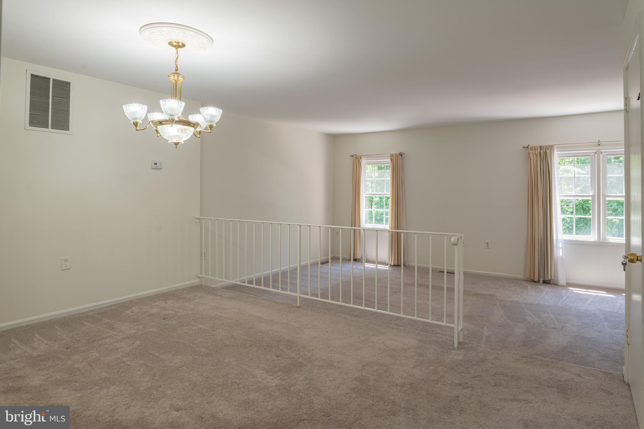 2913 SEMINOLE ROAD