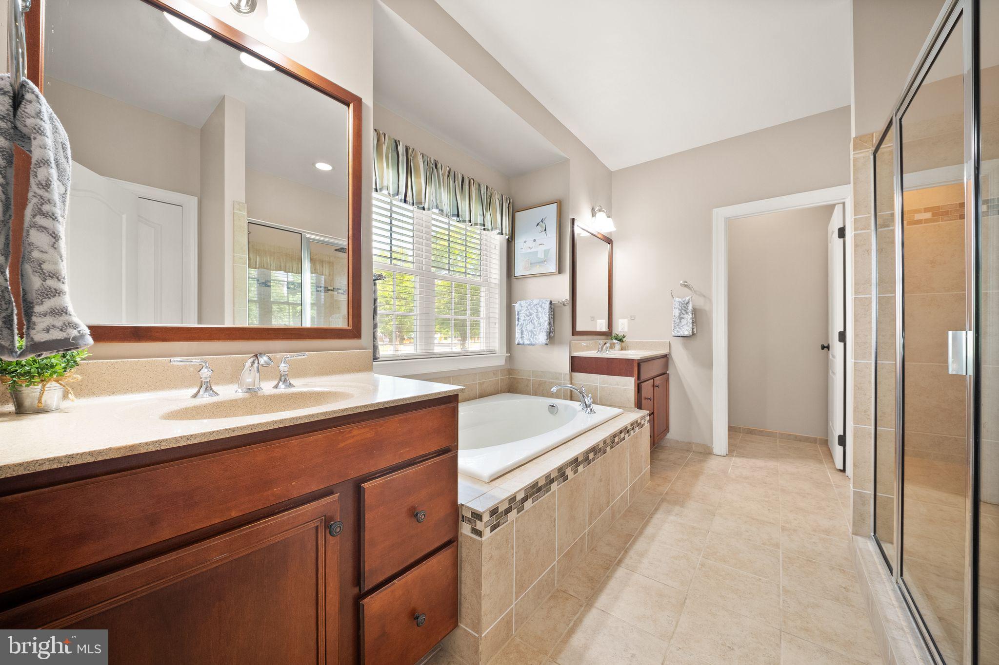 4664 GLASS MOUNTAIN WAY