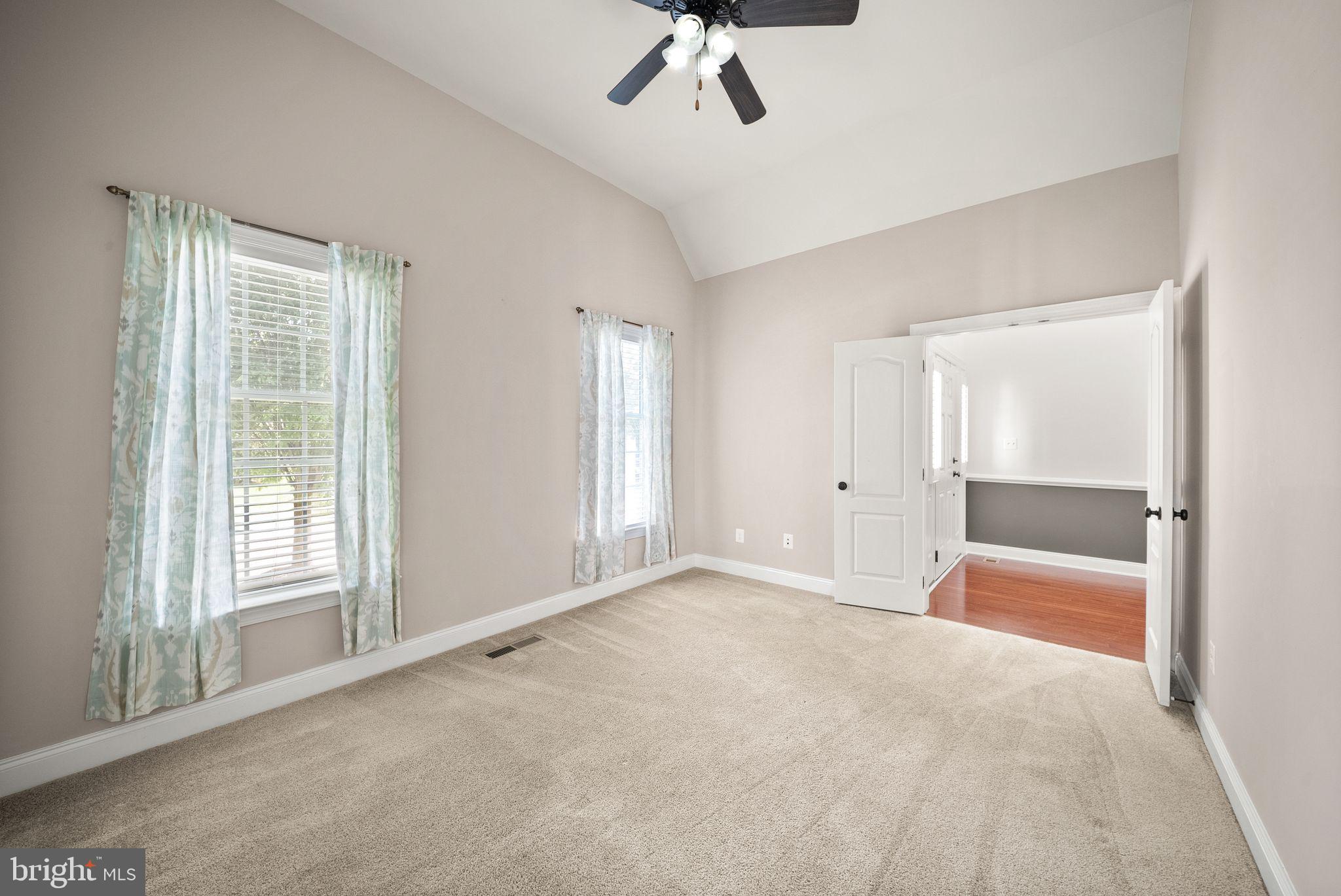 4664 GLASS MOUNTAIN WAY