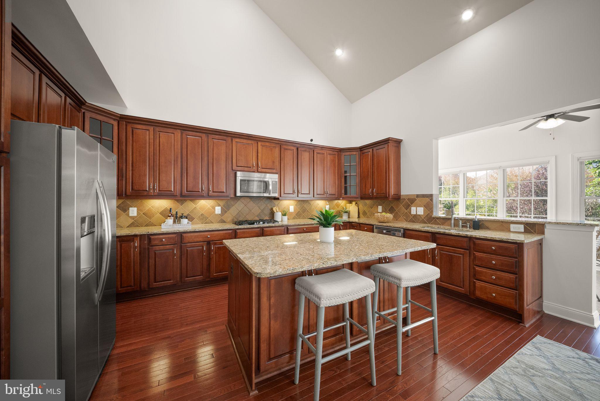 4664 GLASS MOUNTAIN WAY