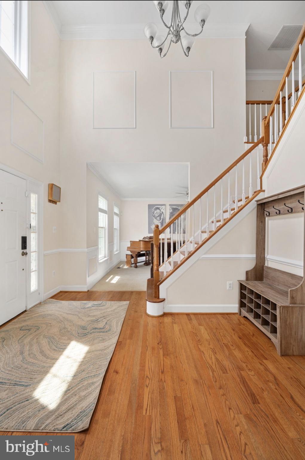 6174 TREYWOOD LANE