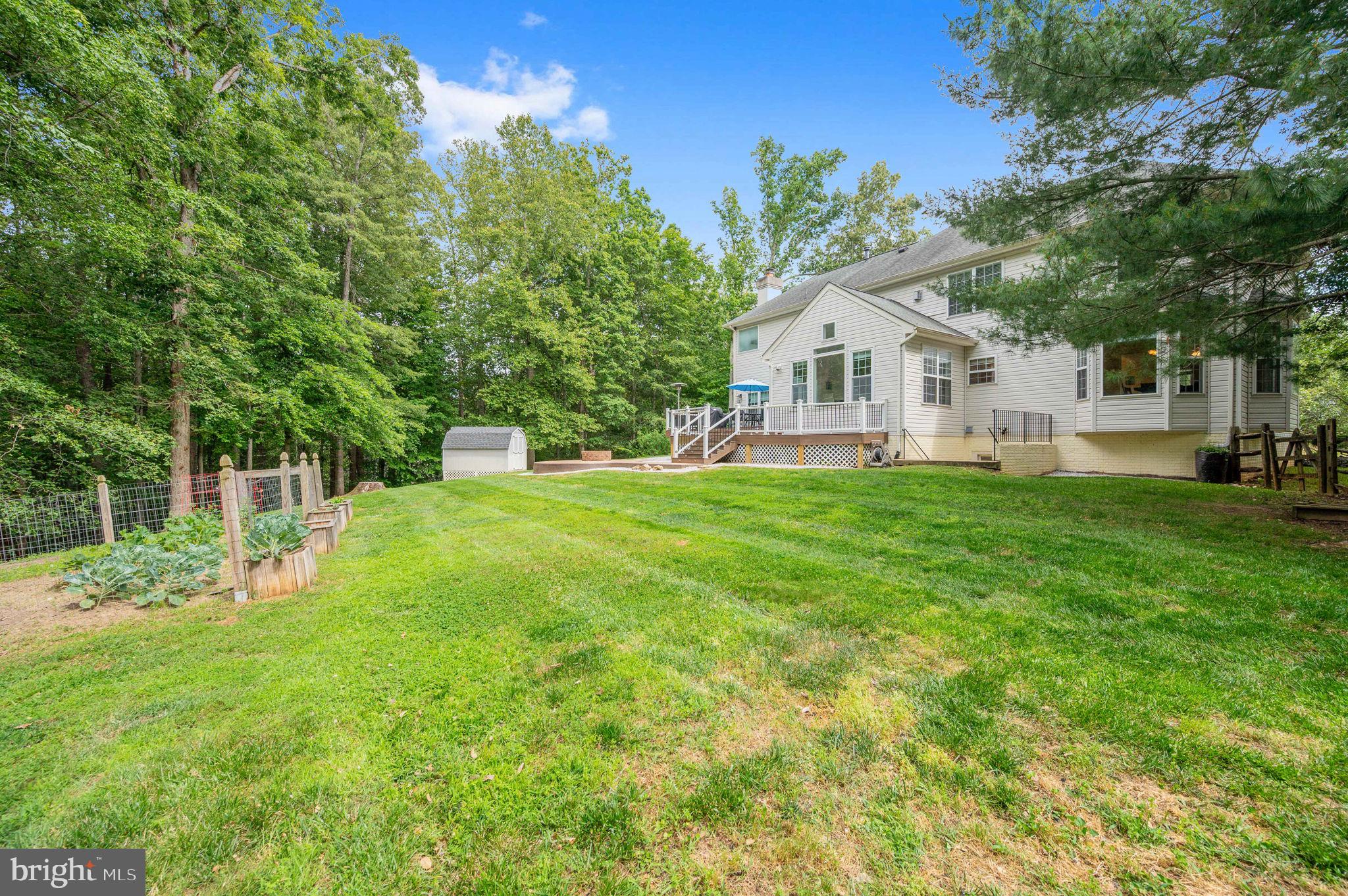 6174 TREYWOOD LANE