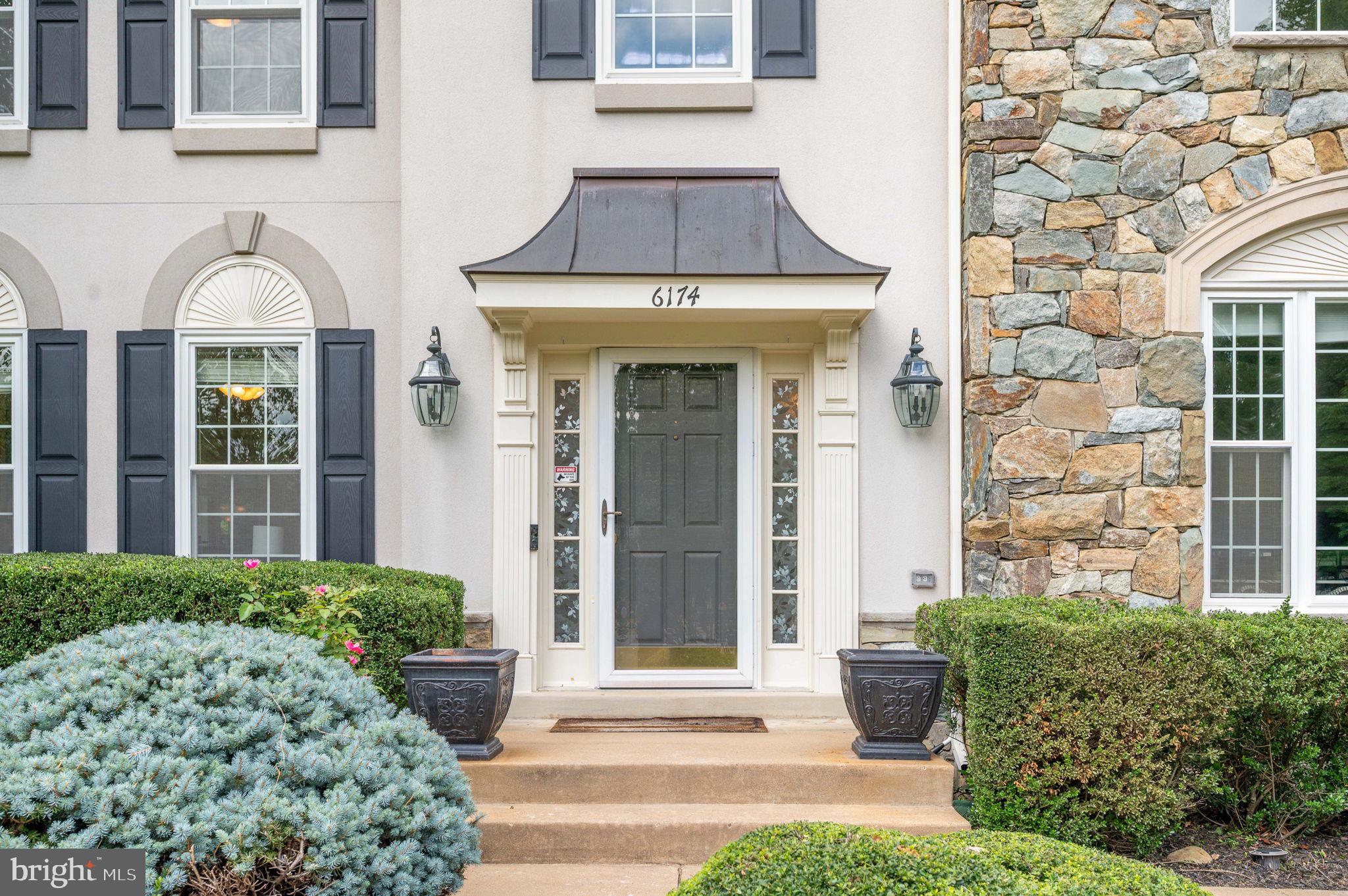 6174 TREYWOOD LANE