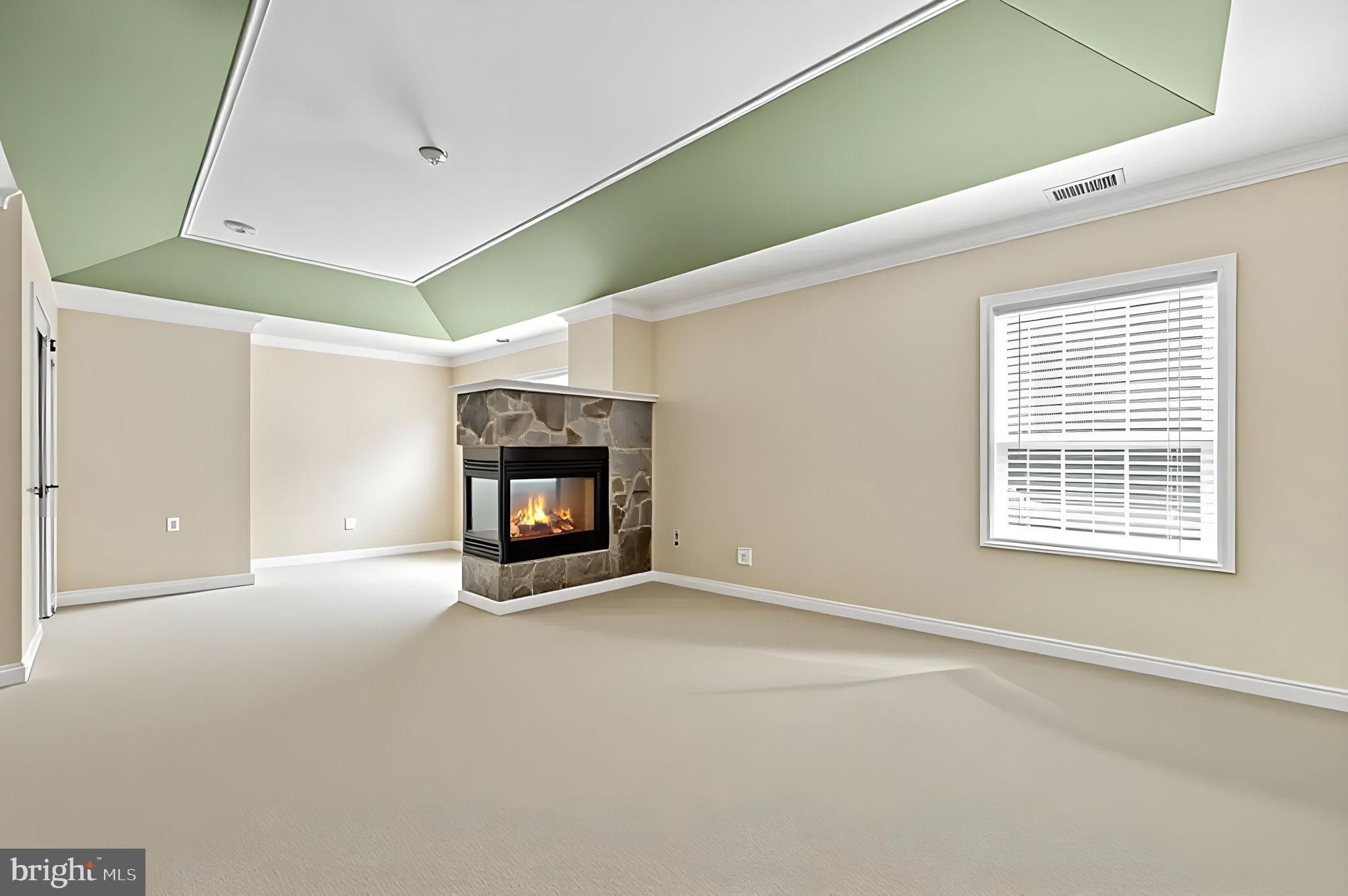 6174 TREYWOOD LANE