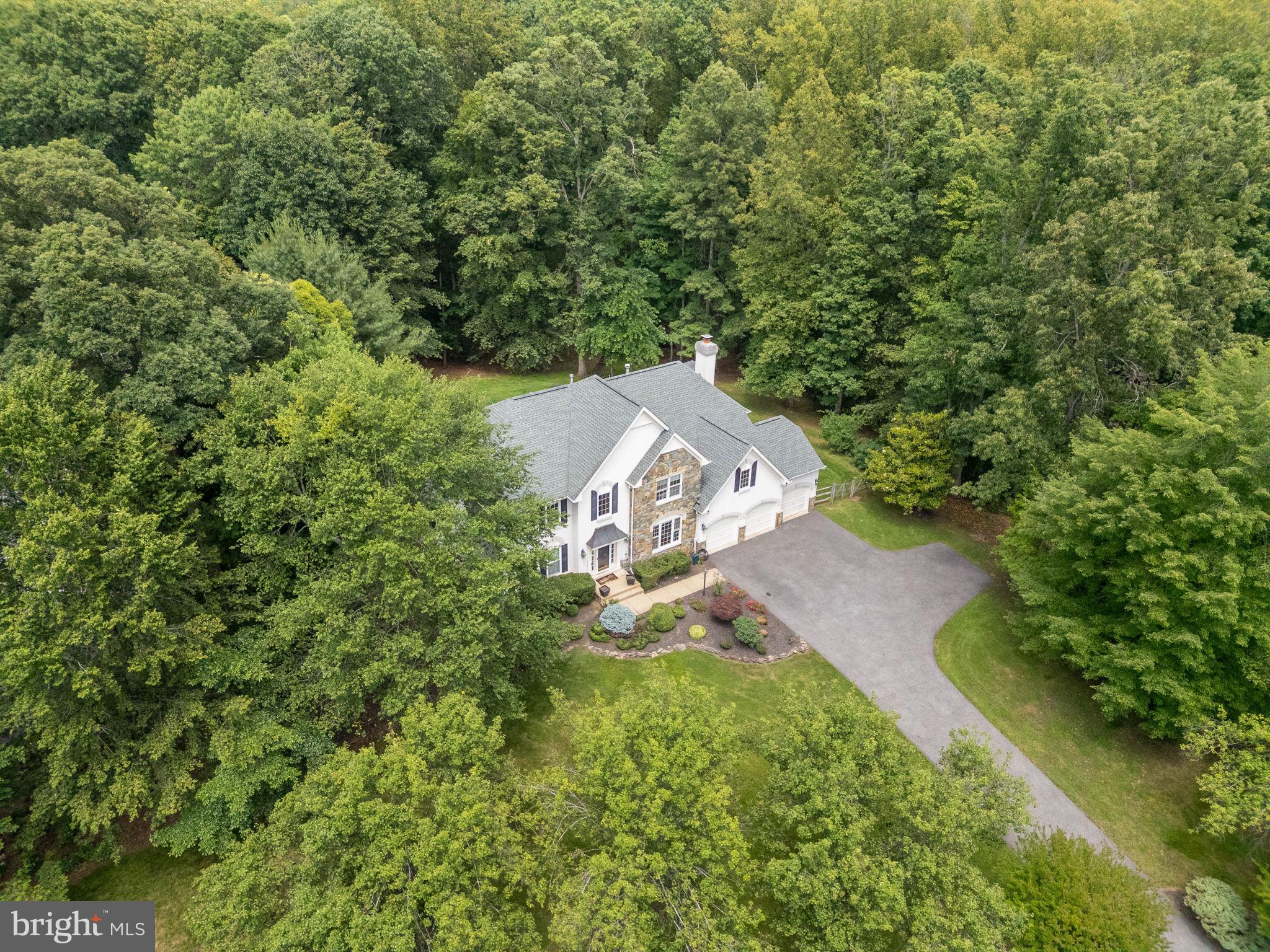 6174 TREYWOOD LANE