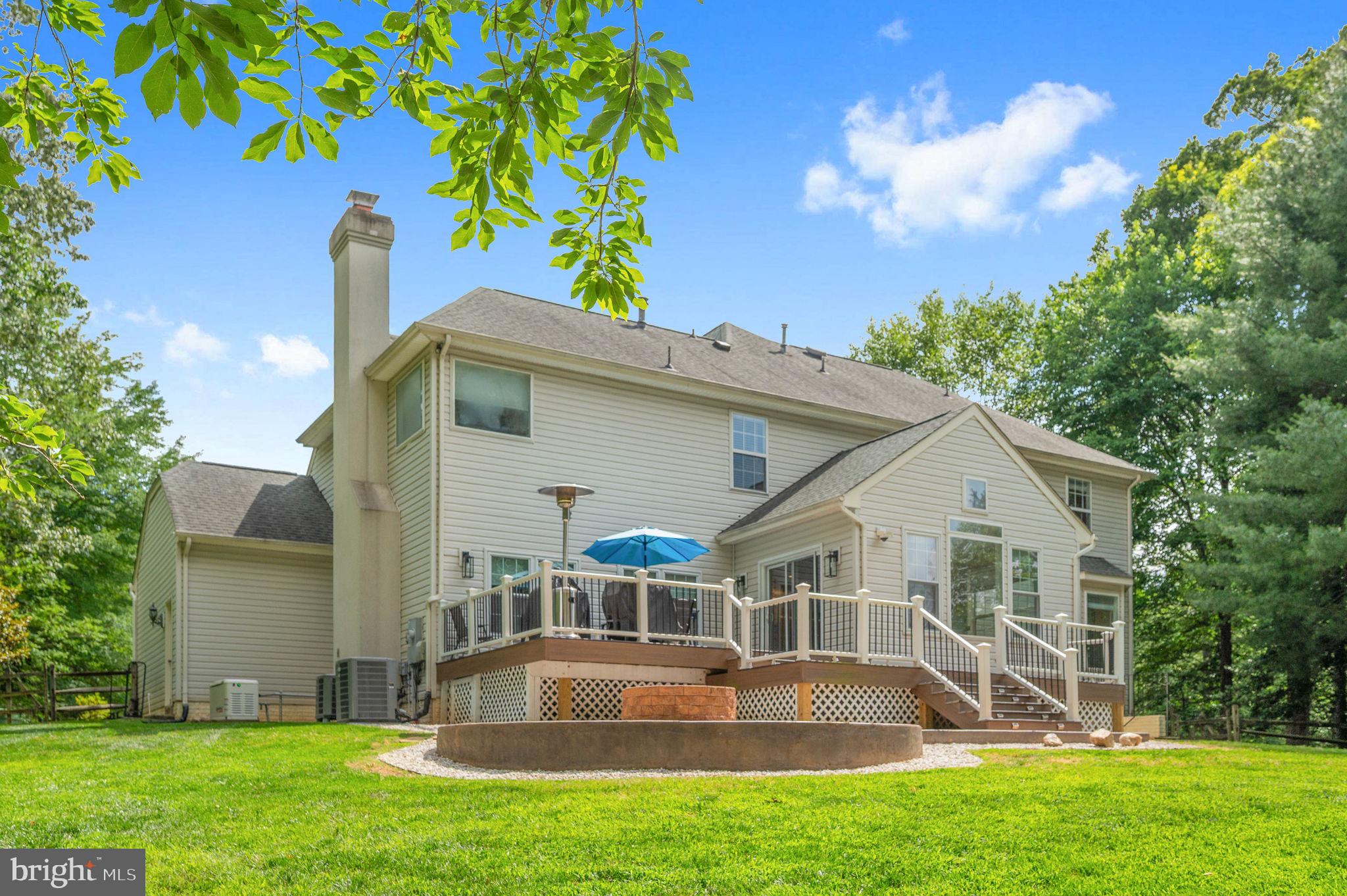 6174 TREYWOOD LANE