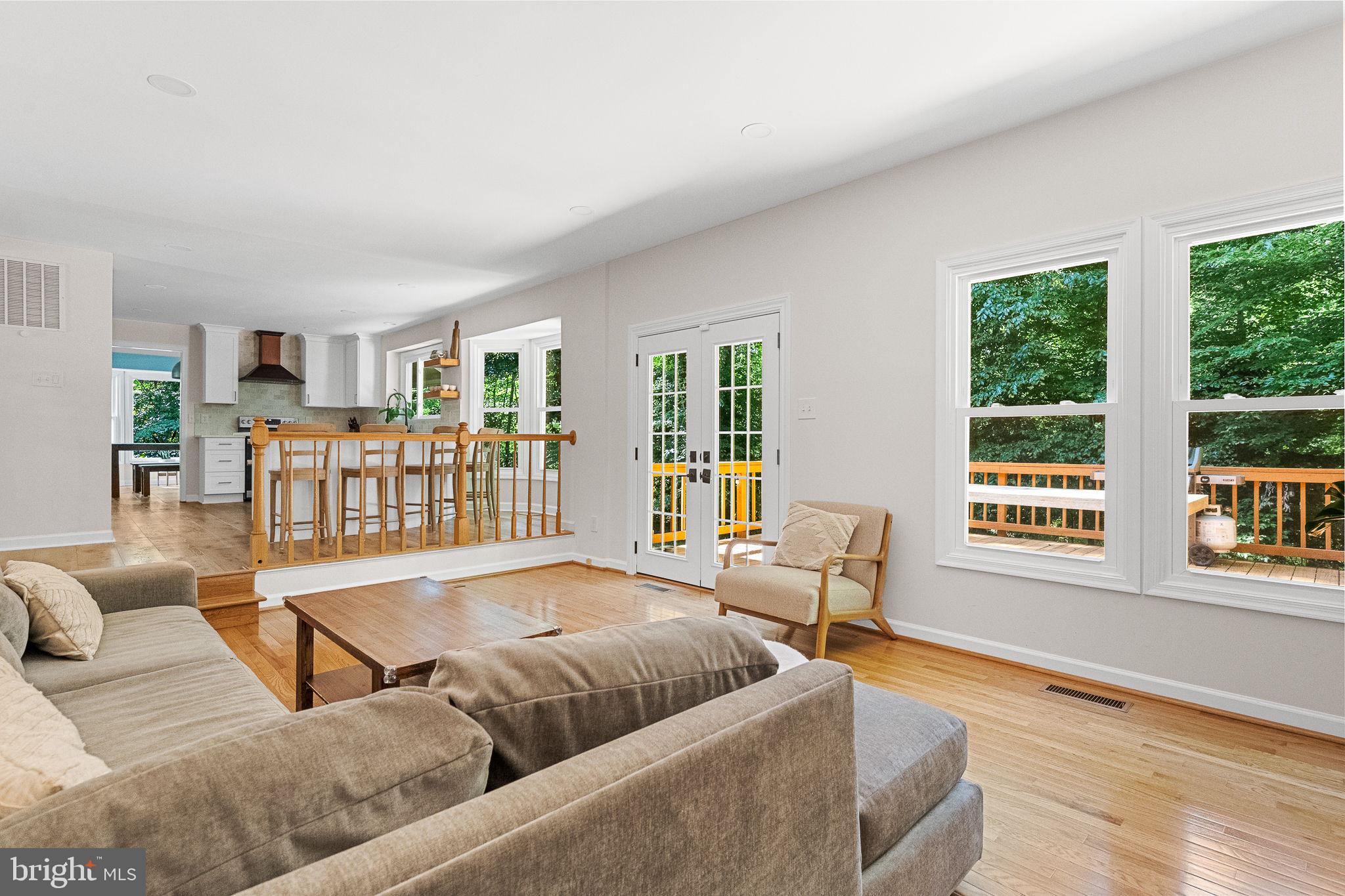 6153 RIVER FOREST DRIVE